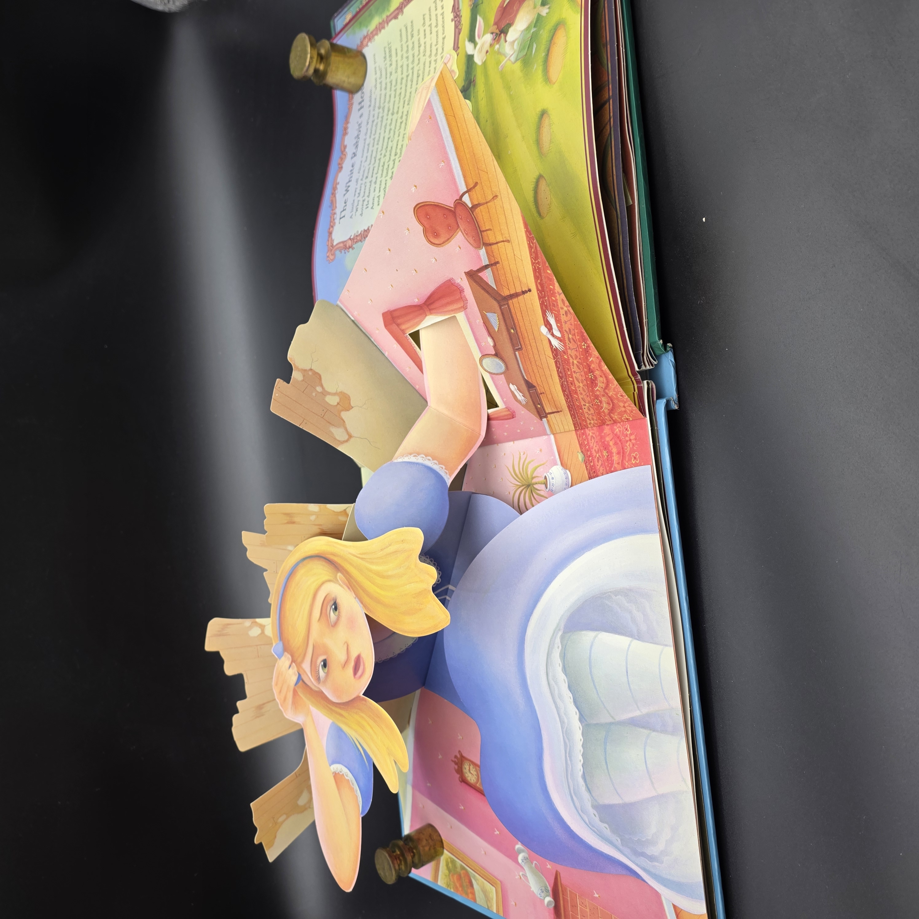 Alice in Wonderland A Classic Story Pop-up Book with Sounds by Lewis Carroll (Ha — Lot 001, photograph 4