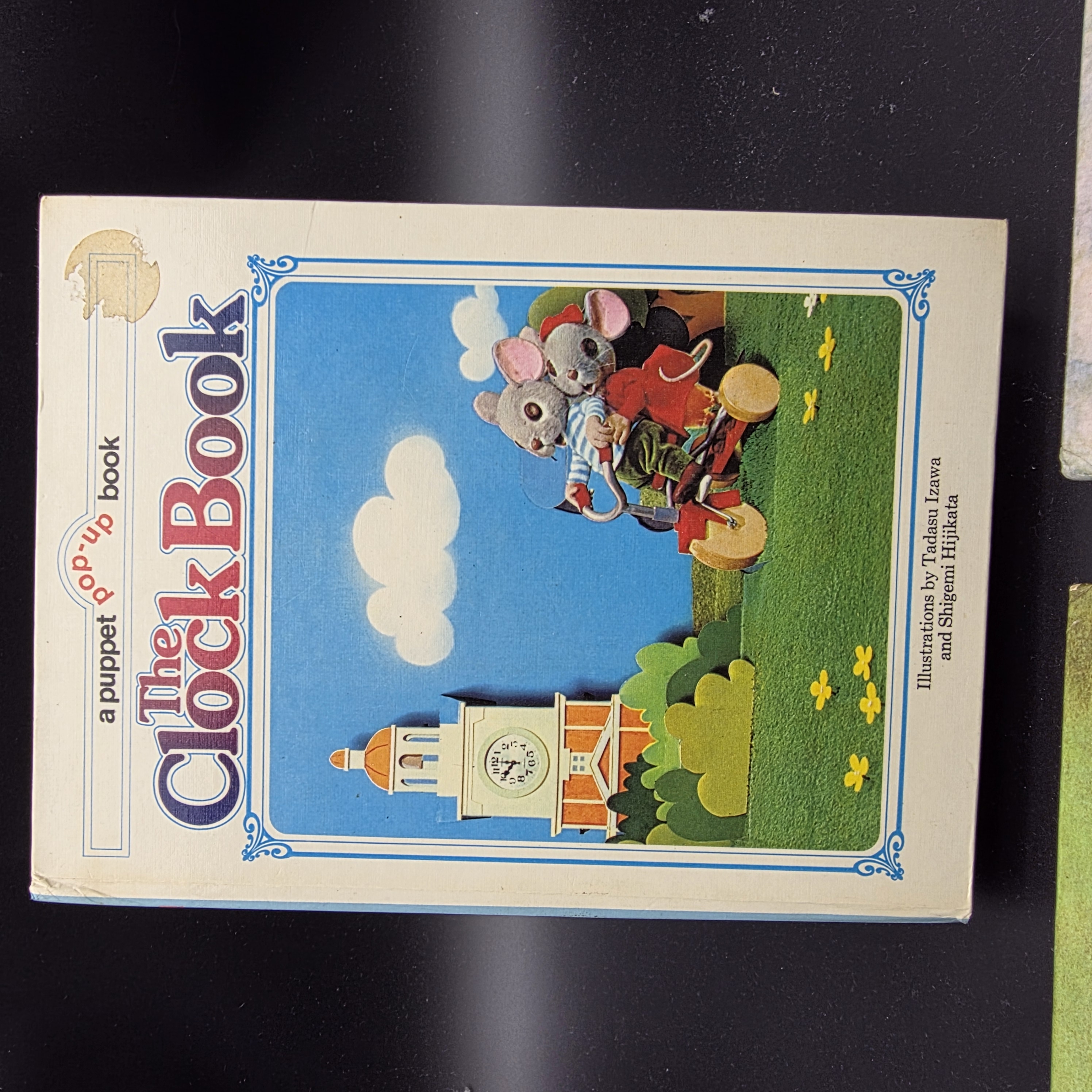 Vintage Pop-Up Children's Books Collection - The Clock Book, Storyland, Gulliver in Lilliput — Lot 102, photograph 4