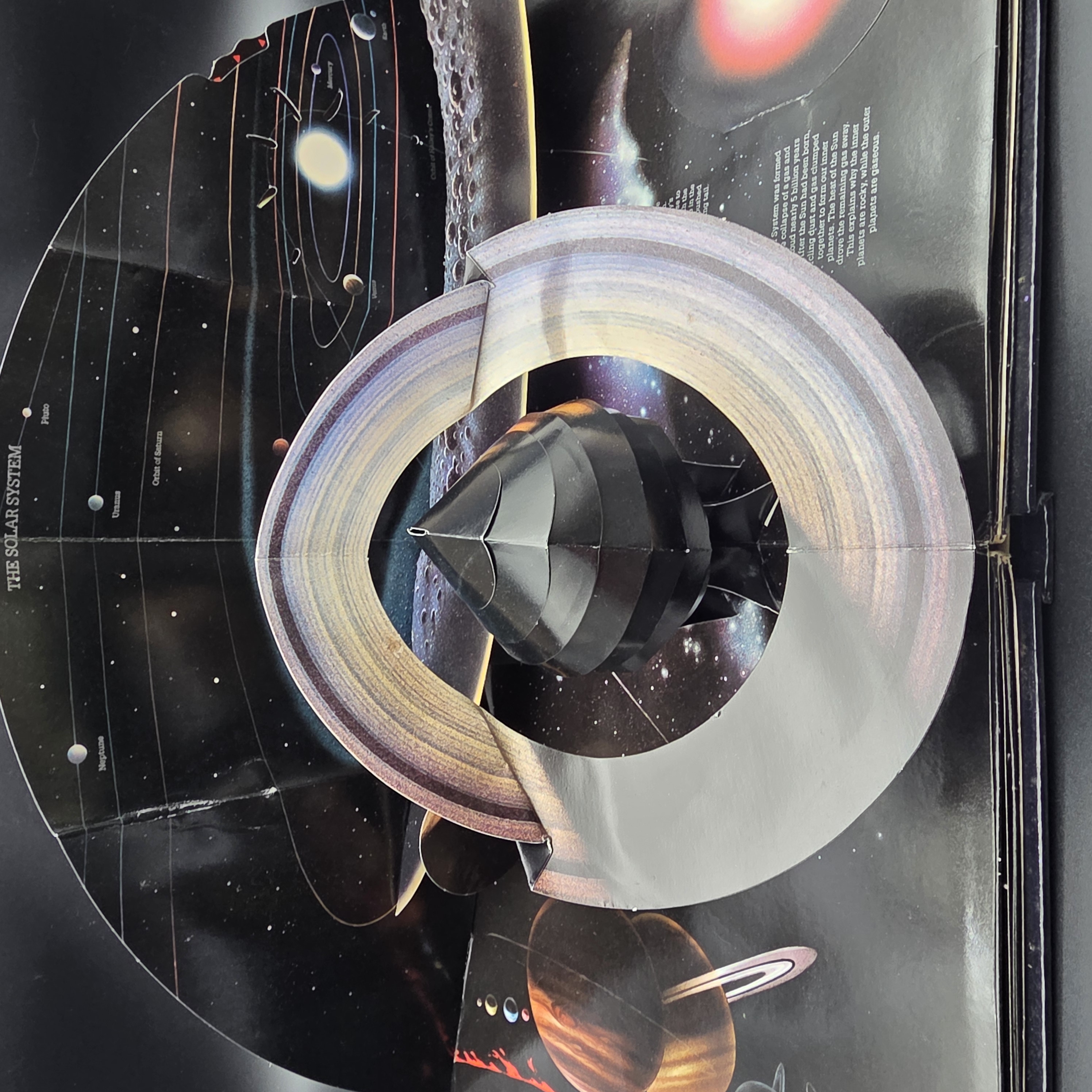 The Universe A Three-dimensional Study by Heather Couper, David Pelham (Hardcove — Lot 024, photograph 5