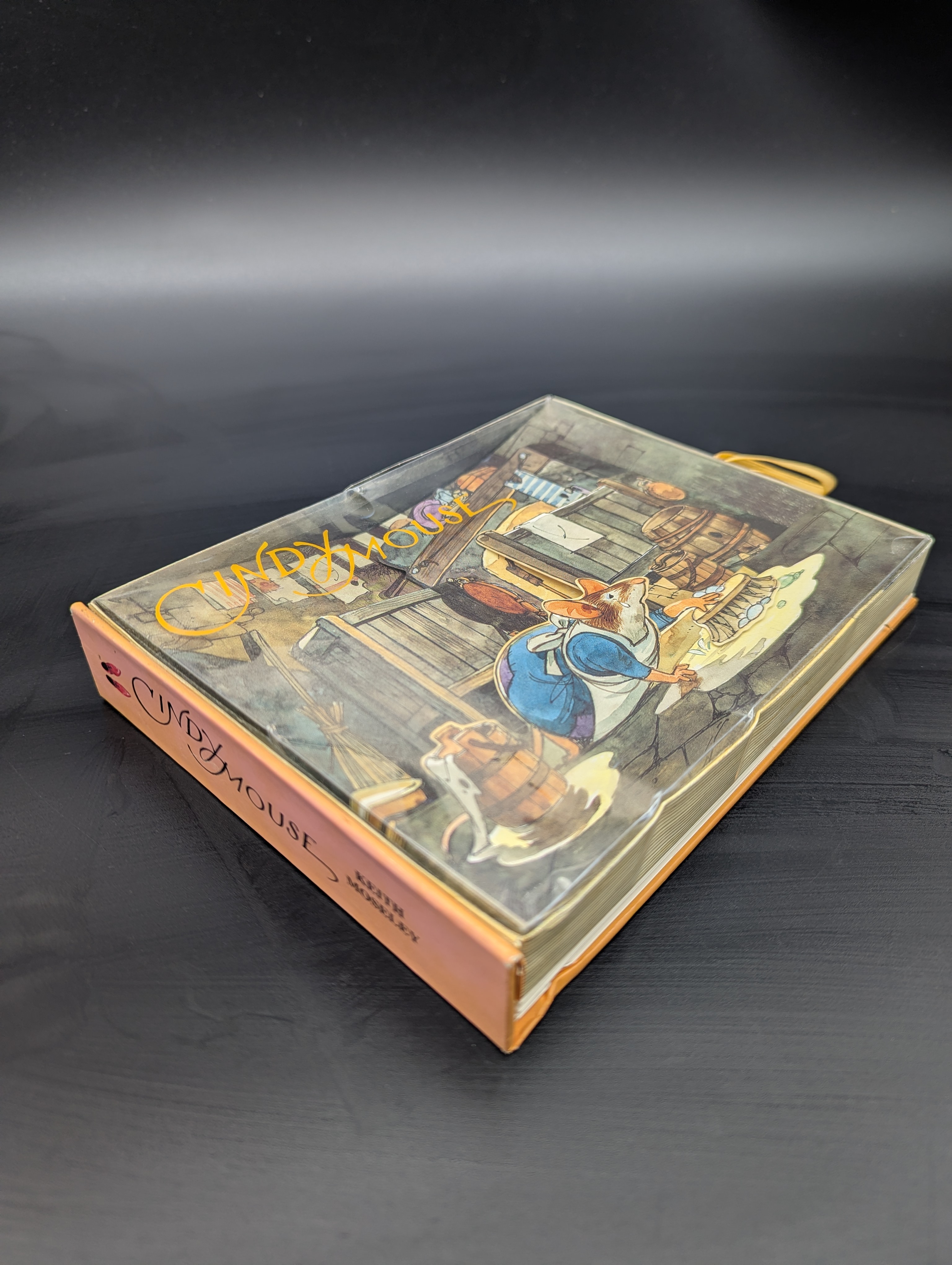 CindyMouse Pop-Up Book by Keith Moseley, 1999 — Lot 050, photograph 1