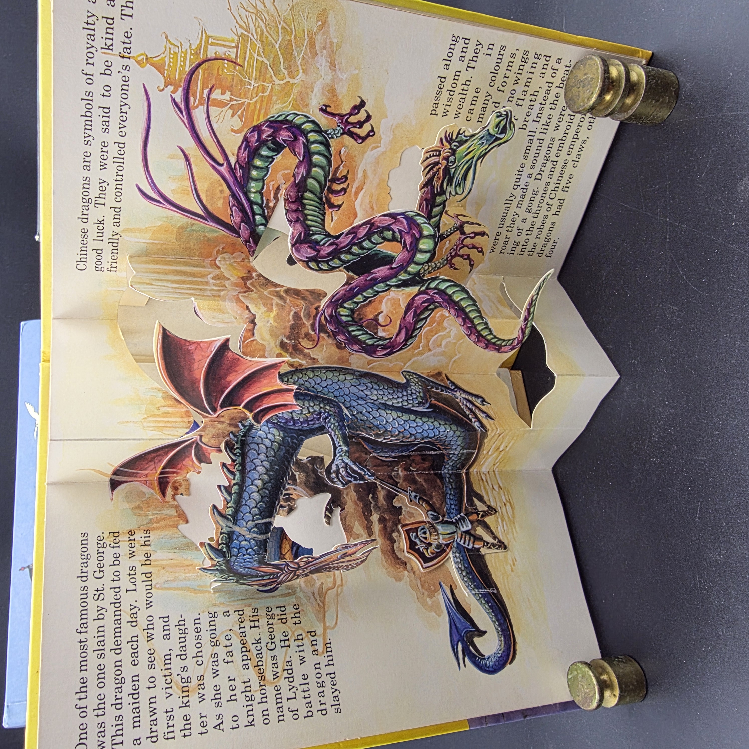 Collection of Three Vintage Pop-Up Books: Dragons, Haunted House, and Pirate Ship — Lot 043, photograph 4