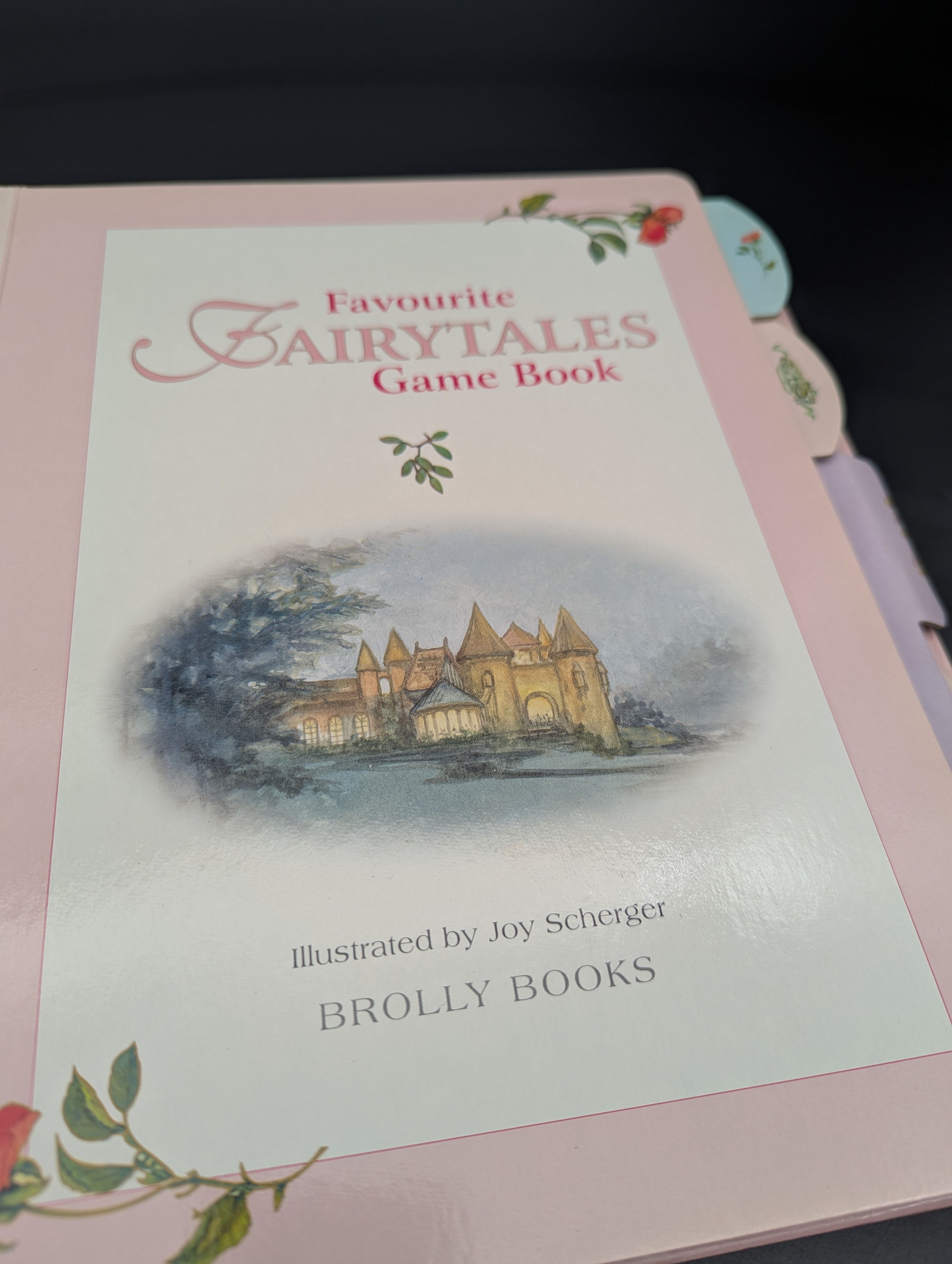 Favourite Fairytales Game Book — Lot 051, photograph 7