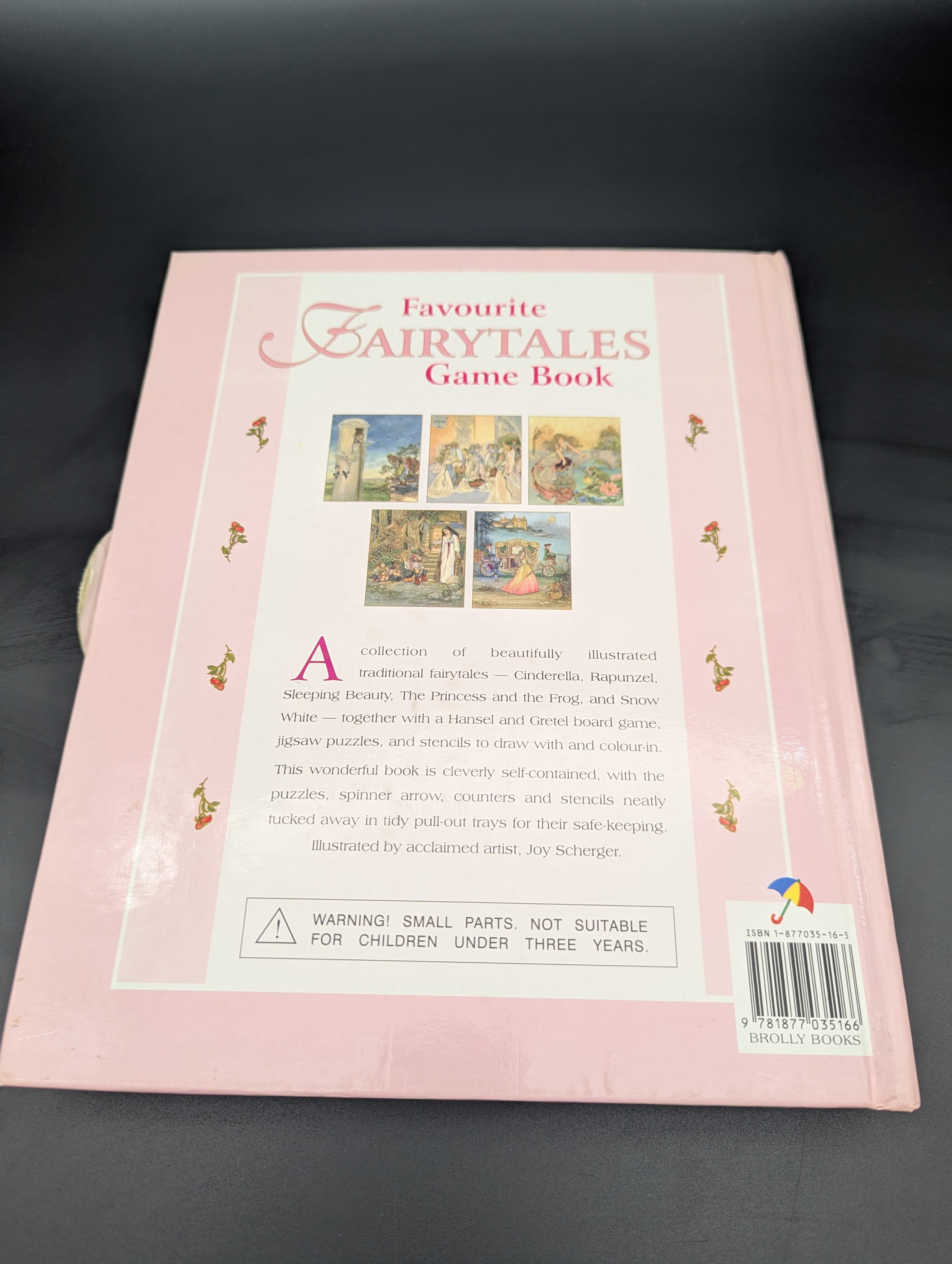 Favourite Fairytales Game Book — Lot 051, photograph 8