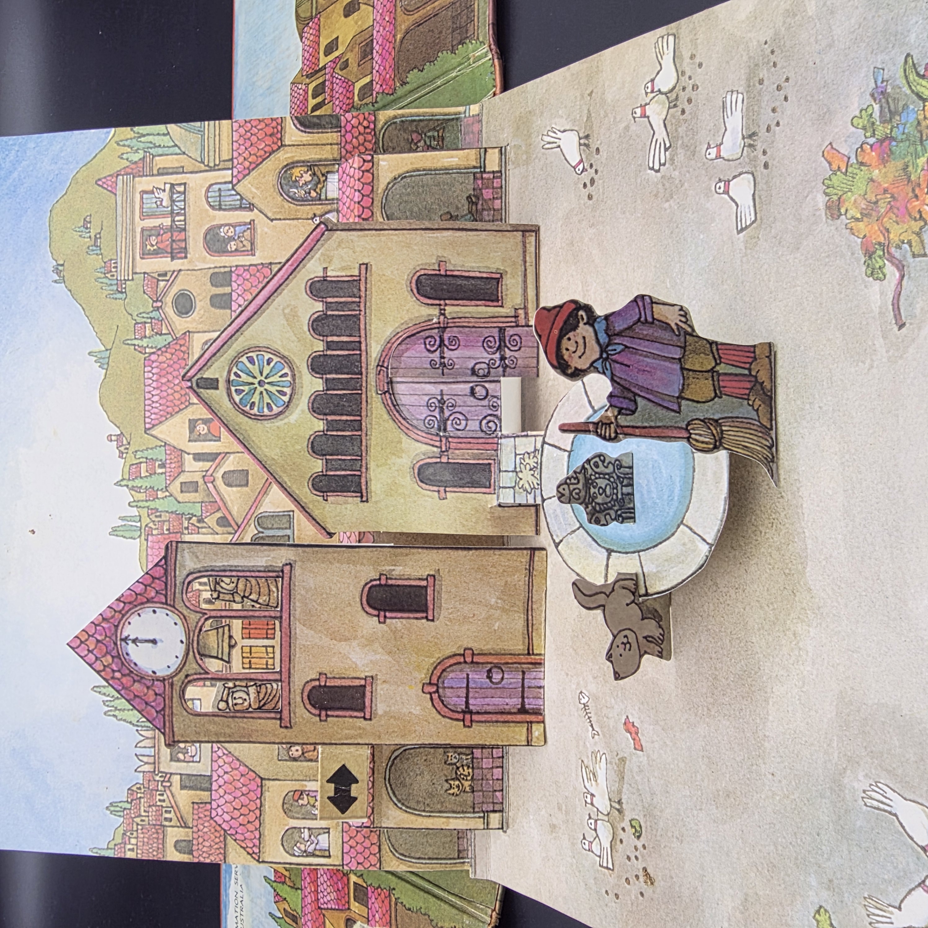 Giorgio's Village by Tomie DePaola (Hardcover, 1982) Movables Renaissance Italy — Lot 053, photograph 1