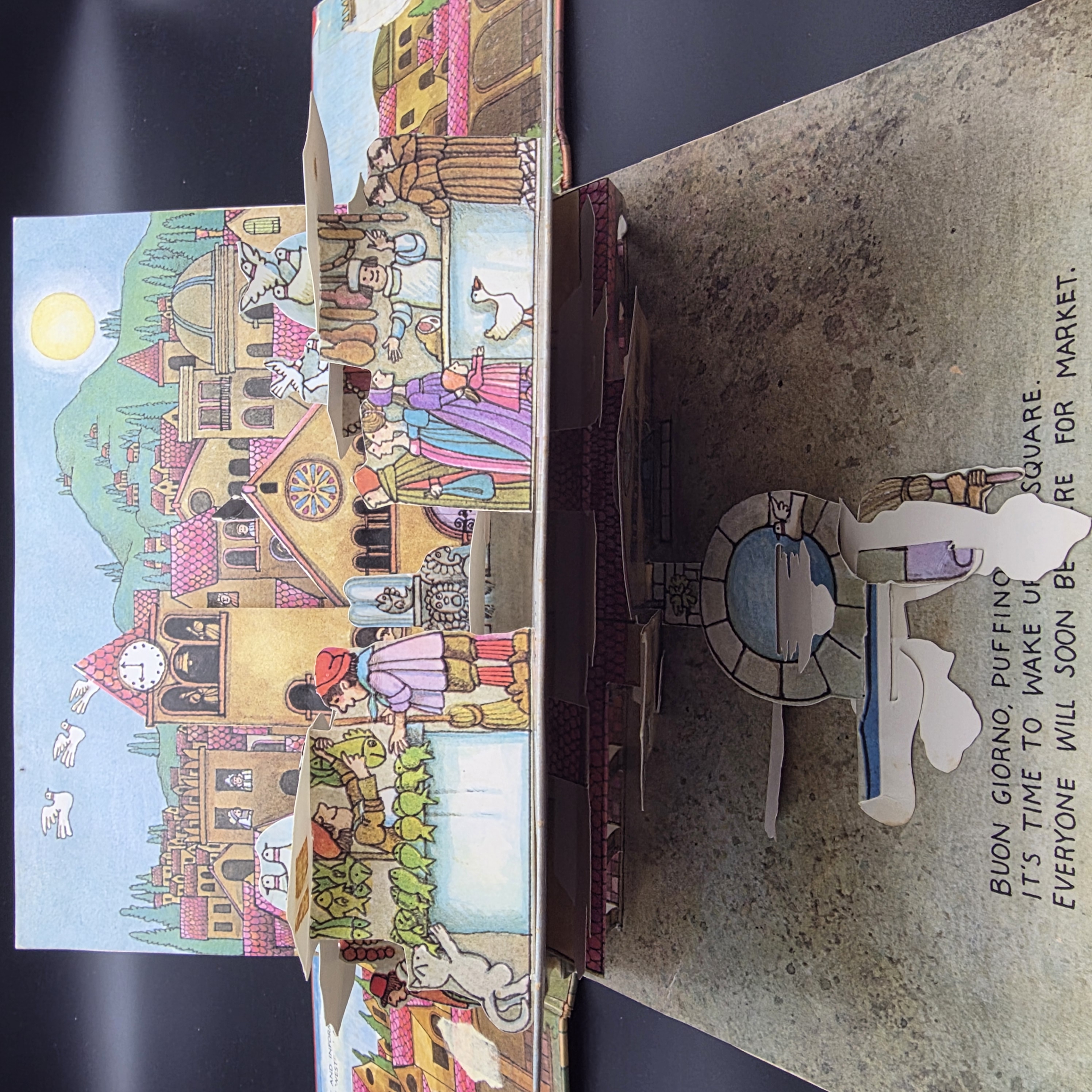Giorgio's Village by Tomie DePaola (Hardcover, 1982) Movables Renaissance Italy — Lot 053, photograph 5