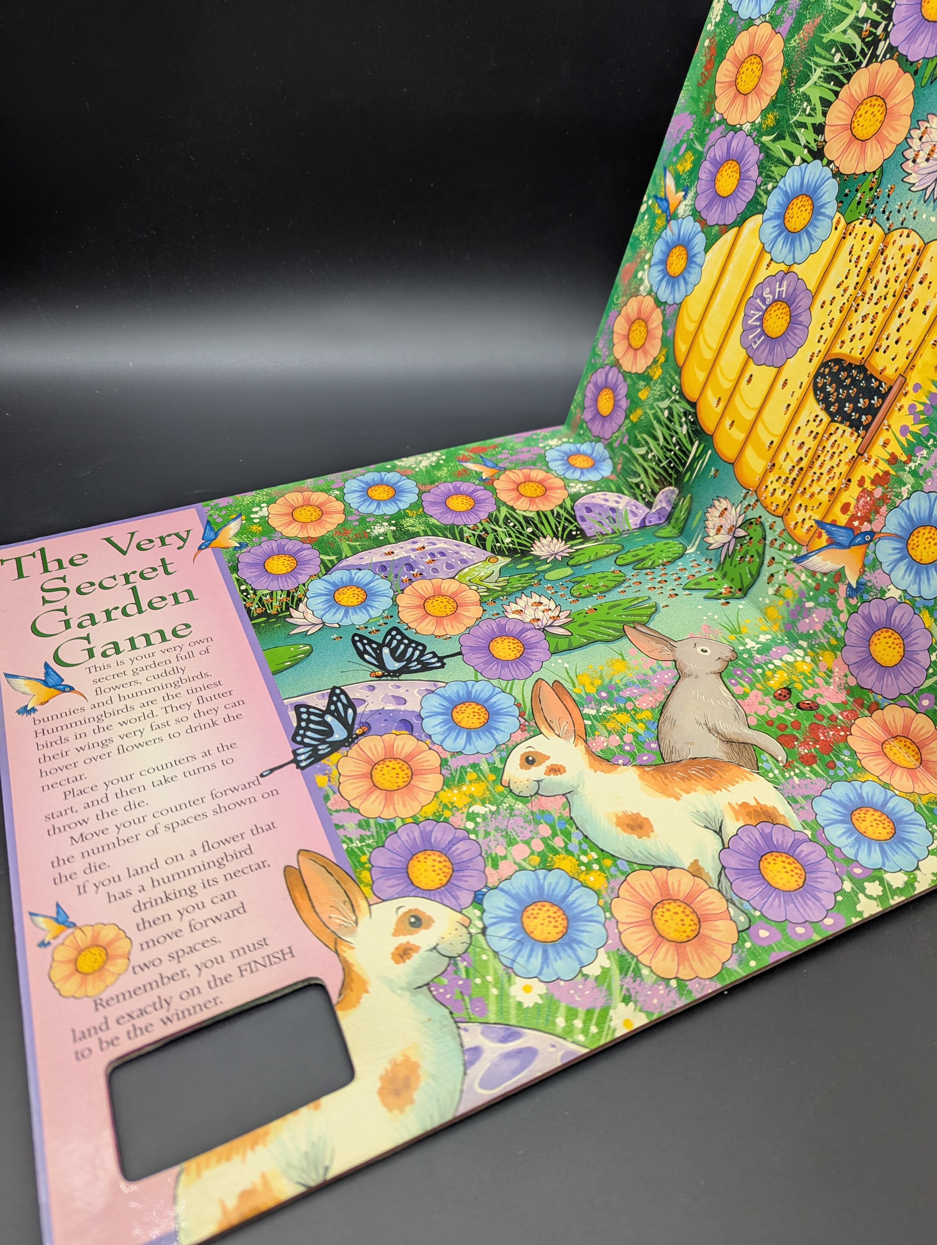 Animal Antics Game Fun! Board Game Book, c.2003 — Lot 056, photograph 3