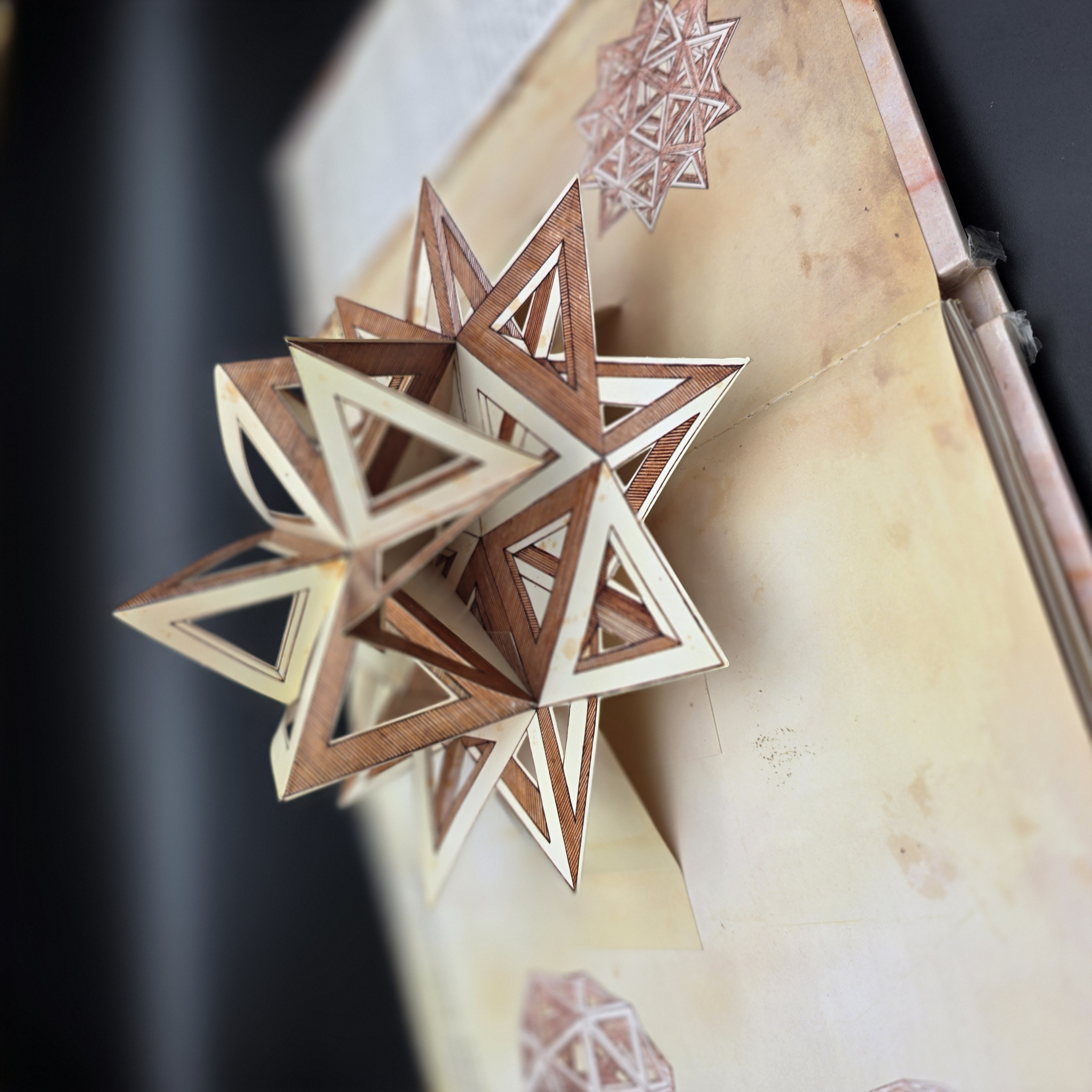 Leonardo Da Vinci A Three-dimensional Study by Jerome R Corsi (Hardcover, 1995) — Lot 062, photograph 1