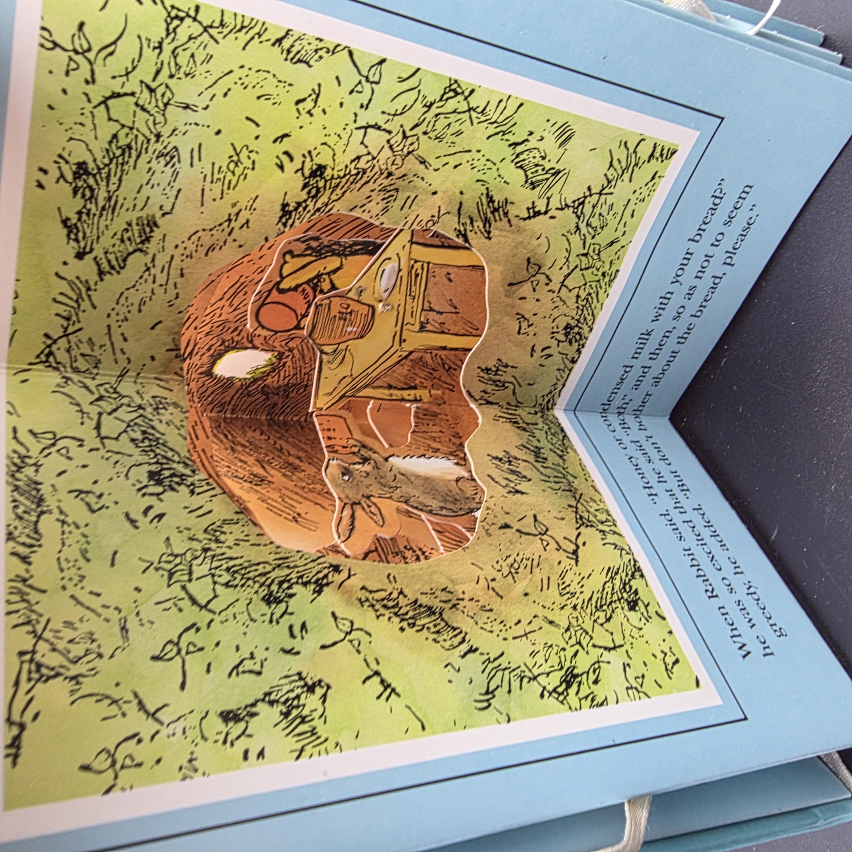 Pooh Goes Visiting by Alan Alexander Milne, Ernest Howard Shepard, Robert Cremin — Lot 004, photograph 3