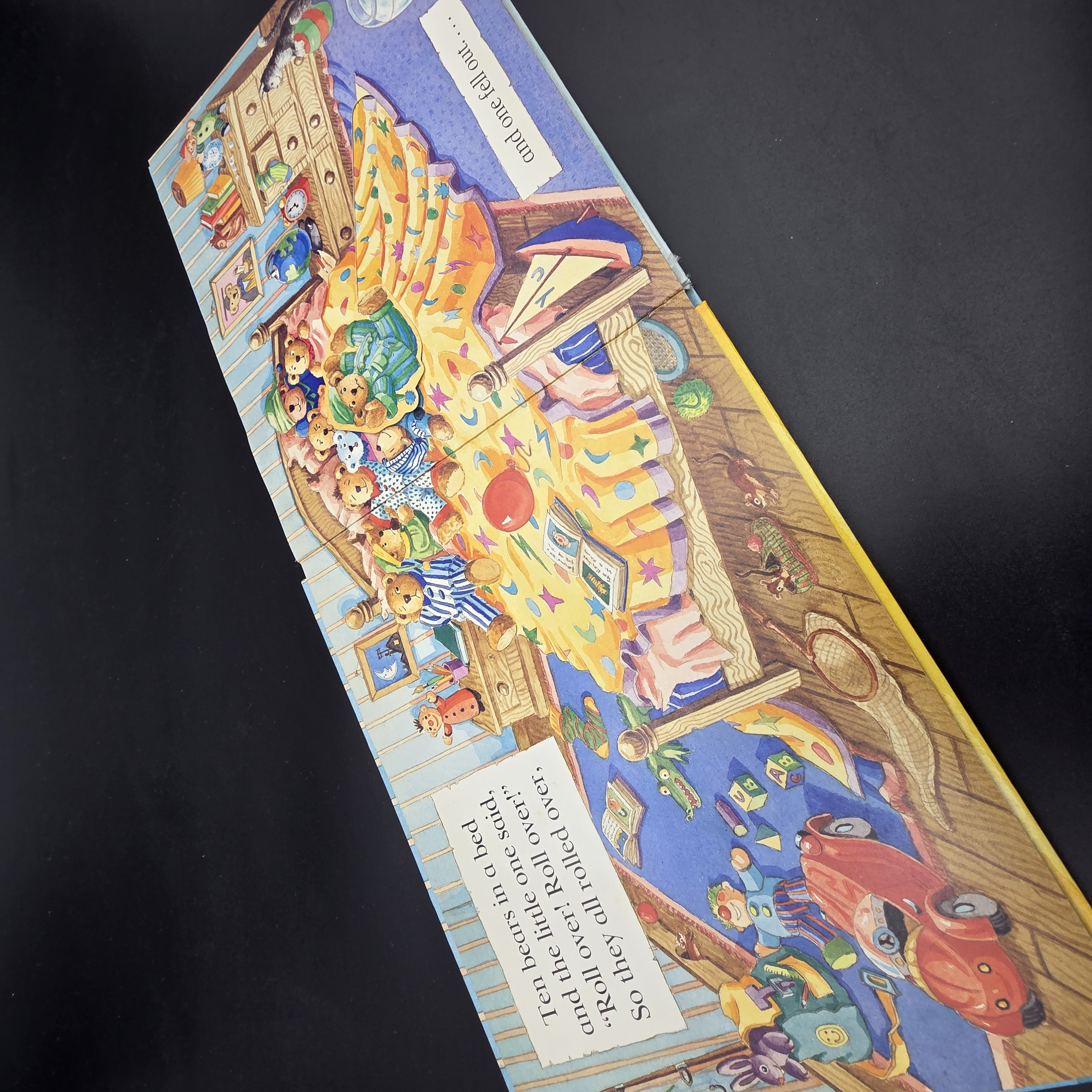 Ten Bears in a Bed by John Richardson (Hardcover, 1992) Pop-Up Counting Teddy — Lot 078, photograph 2