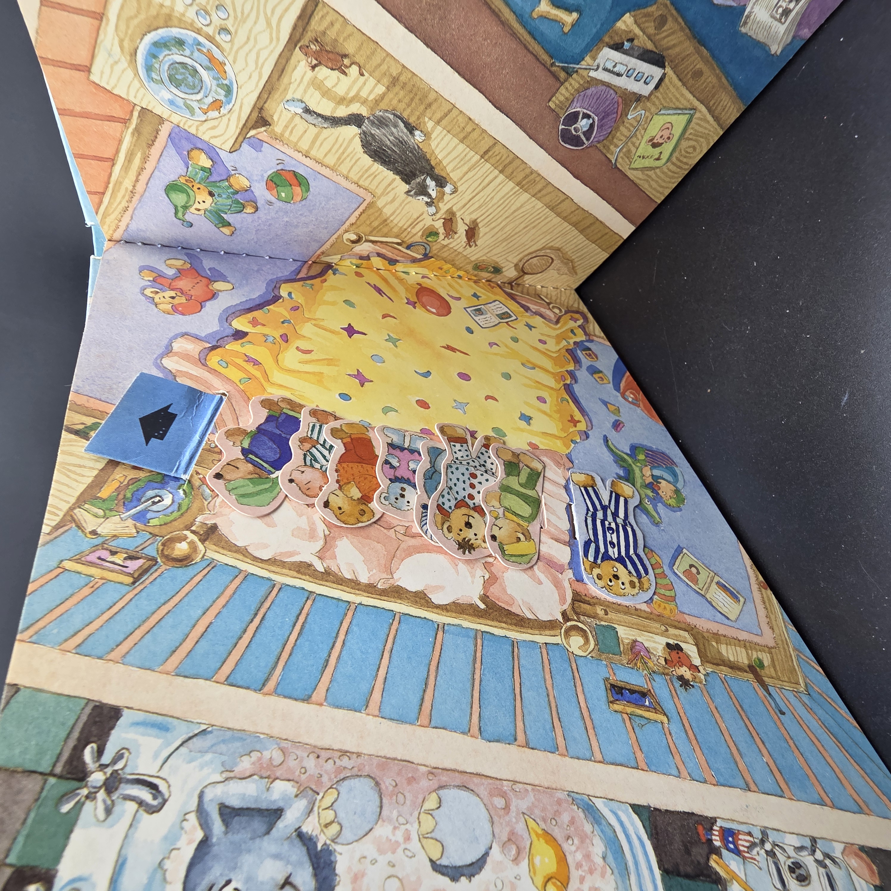 Ten Bears in a Bed by John Richardson (Hardcover, 1992) Pop-Up Counting Teddy — Lot 078, photograph 3
