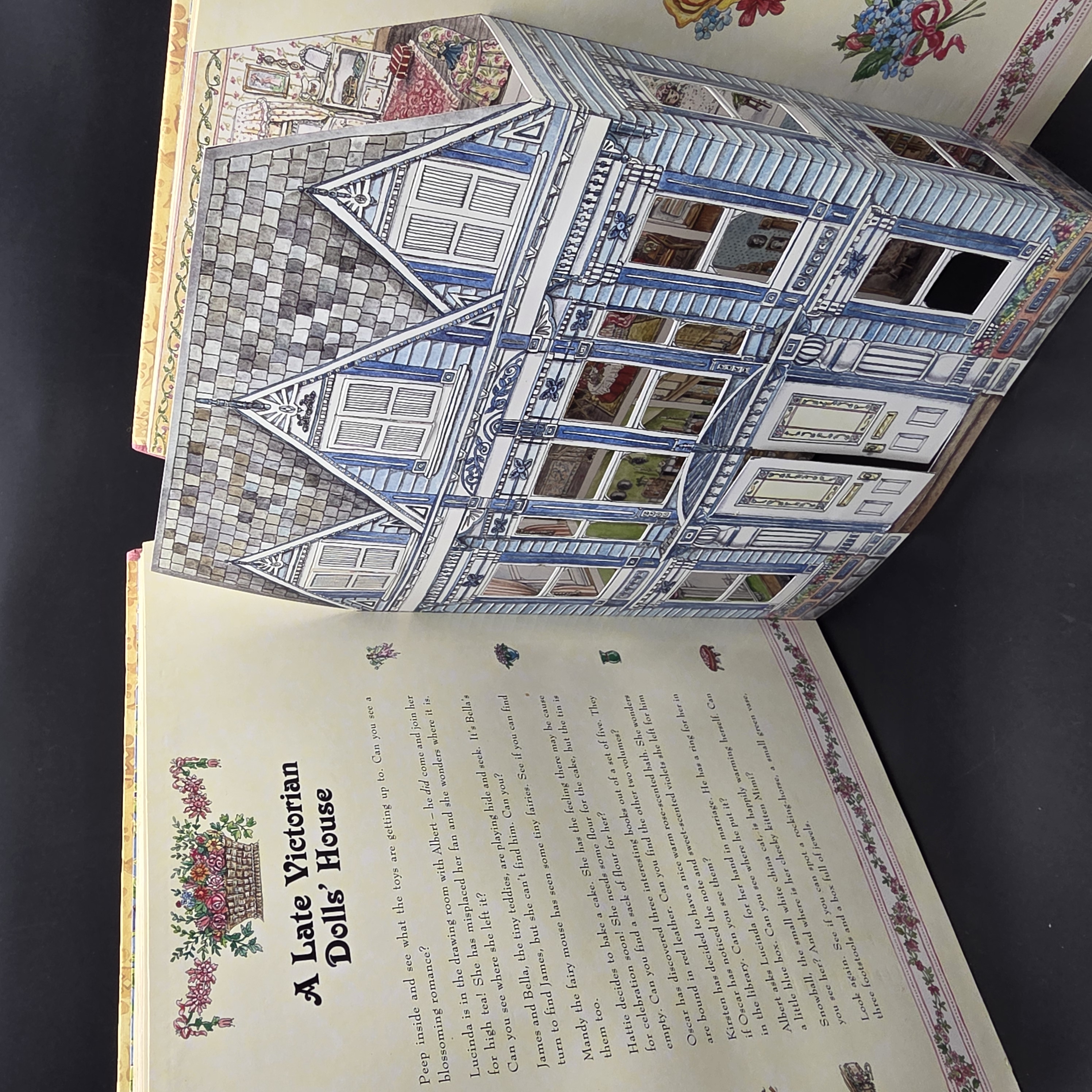 The Enchanted Dolls' House by Robyn Johnson (Hardcover, 2005) Paper Victorian — Lot 080, photograph 7