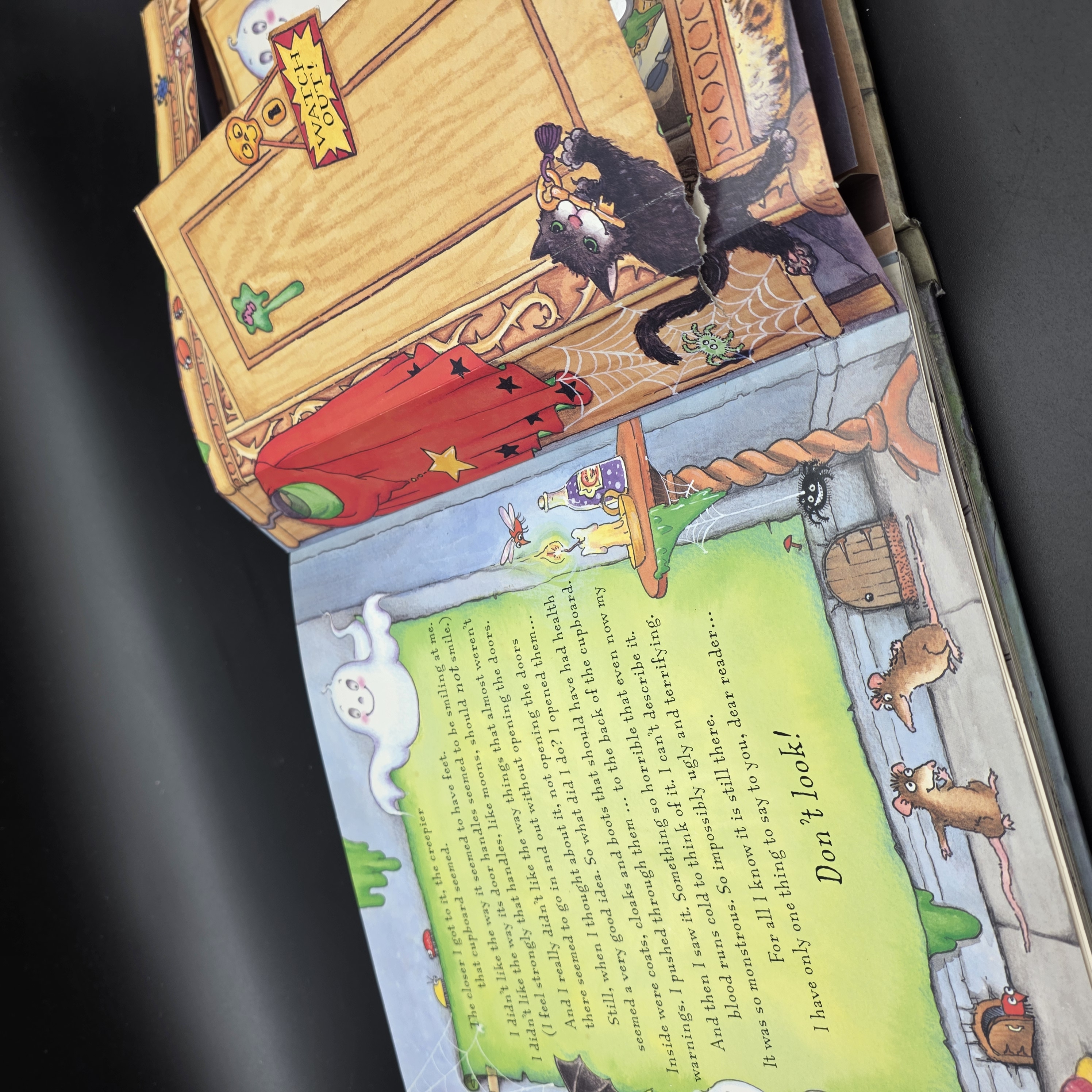 THE MOST HAUNTED HOUSE by Nicola Baxter (Hardcover, 2007) Kids Monster Illus — Lot 035, photograph 6