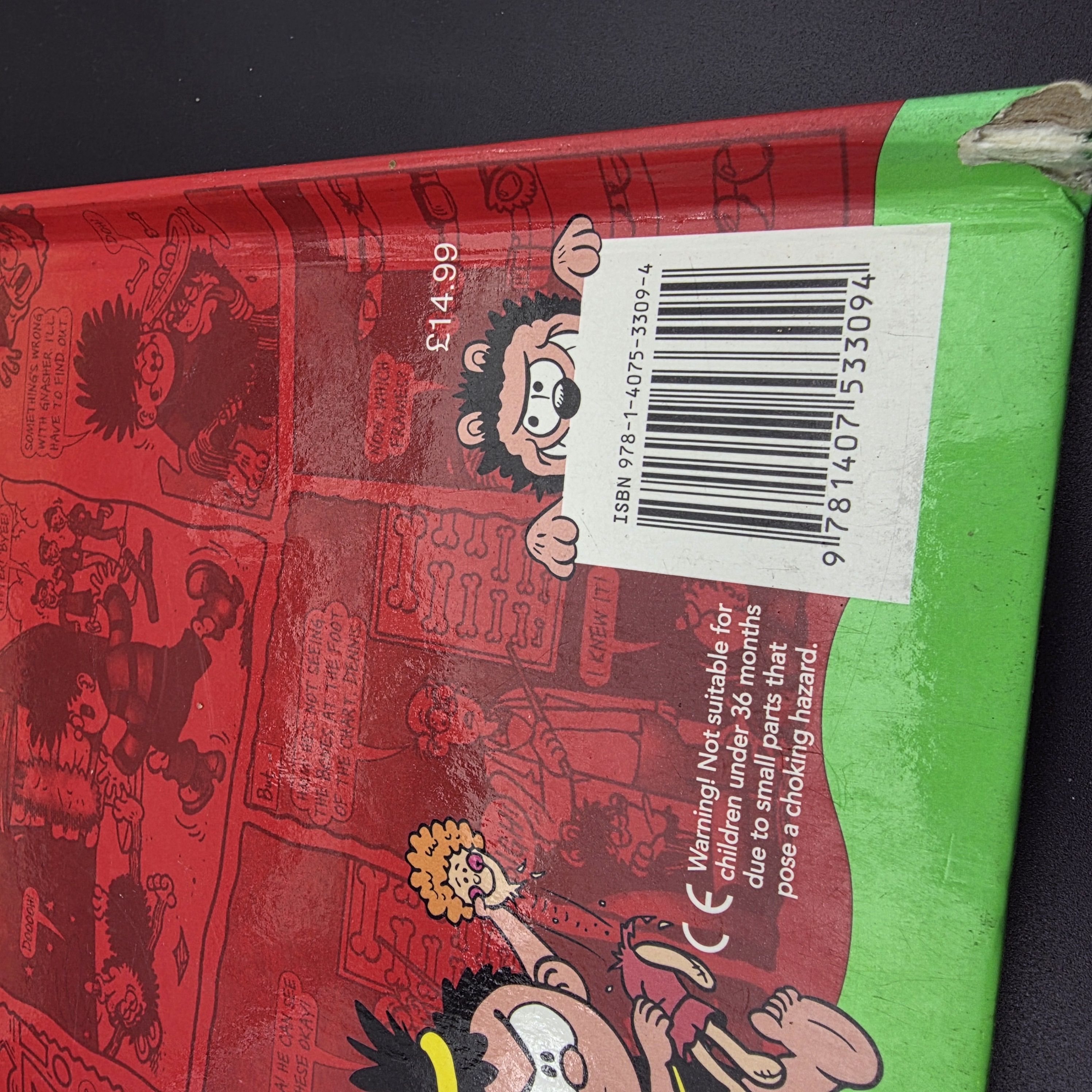 Lot of Three Children's Interactive & Pop-Up Books: Beano, Parrot, Knight — Lot 098, photograph 7