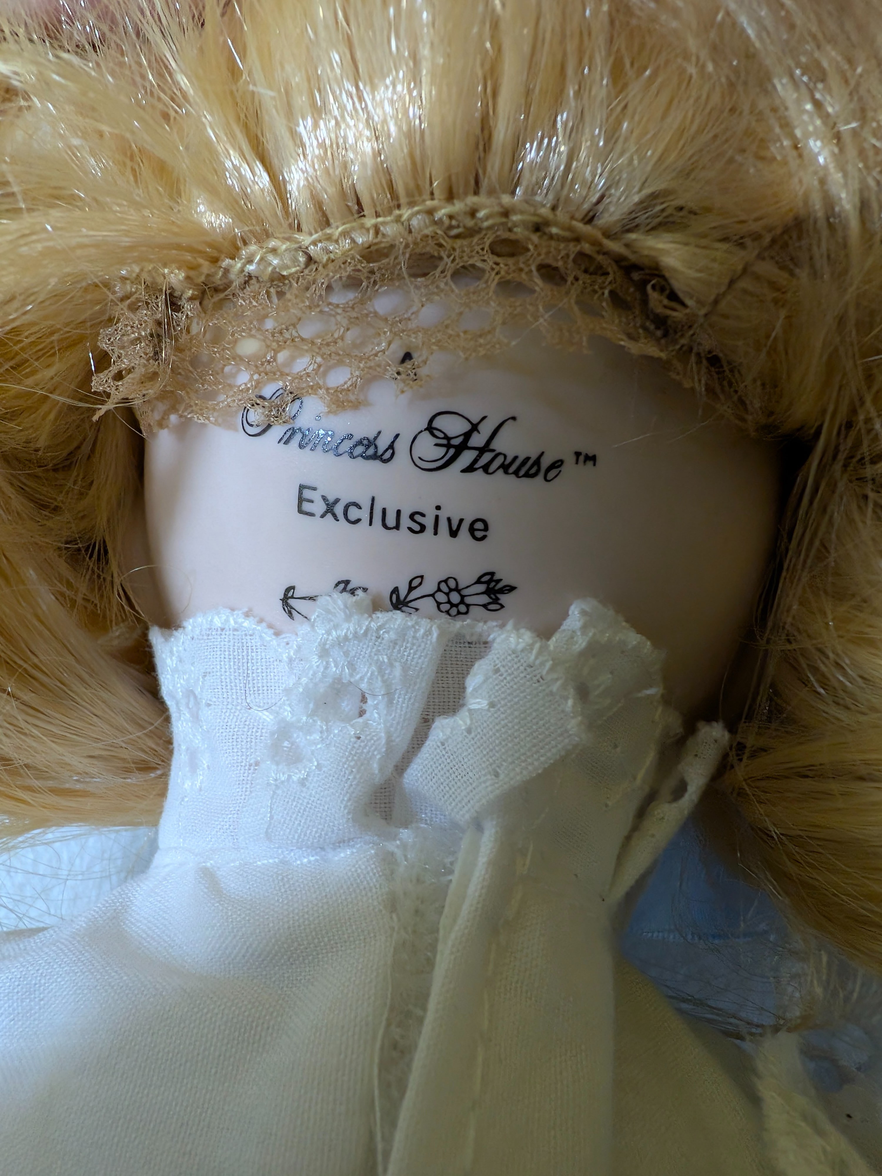 Collection of Three Vintage Porcelain Collector Dolls including Antique German Armand Marseille Porcelain Doll — Lot 071, photograph 6