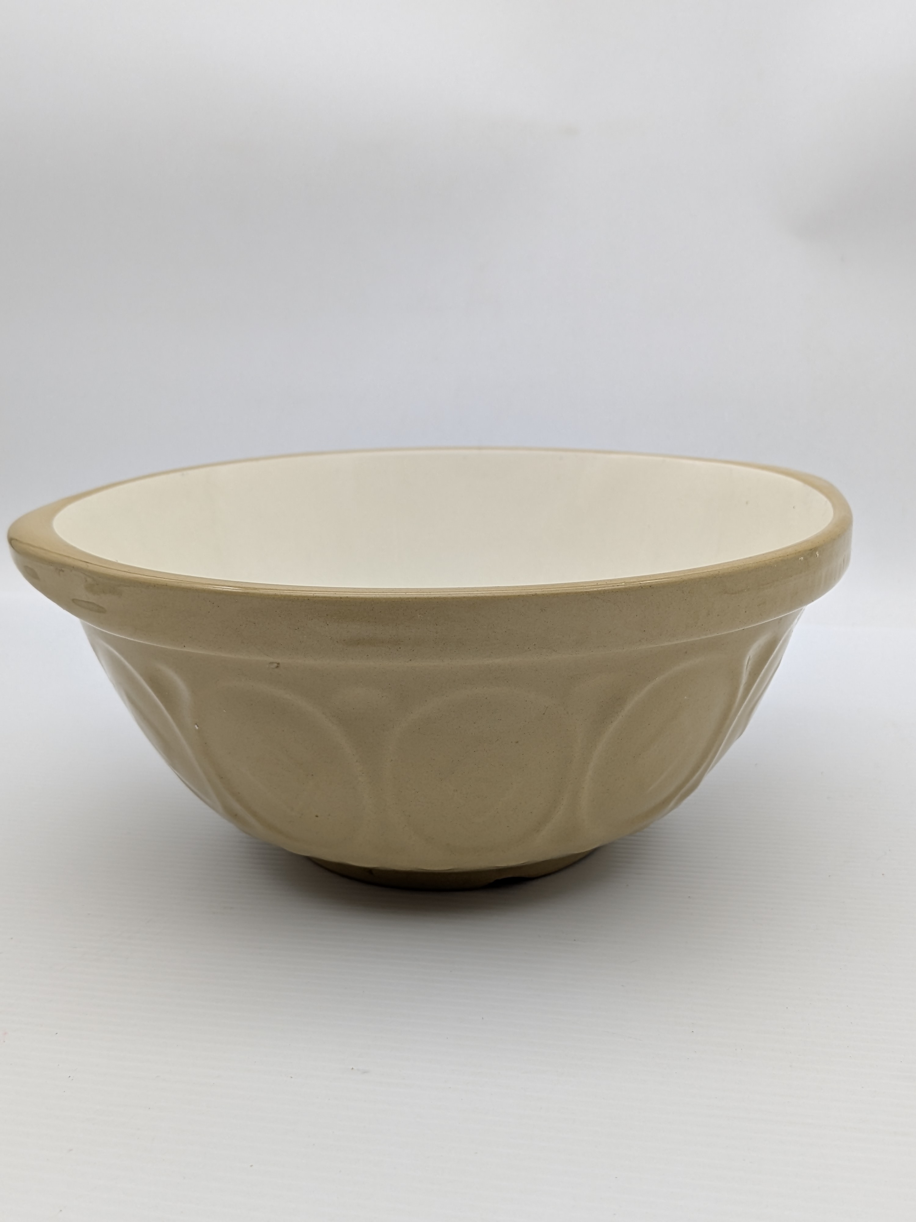 Vintage T.G. Green 'Gripstand' Ceramic Mixing Bowl — Lot 061