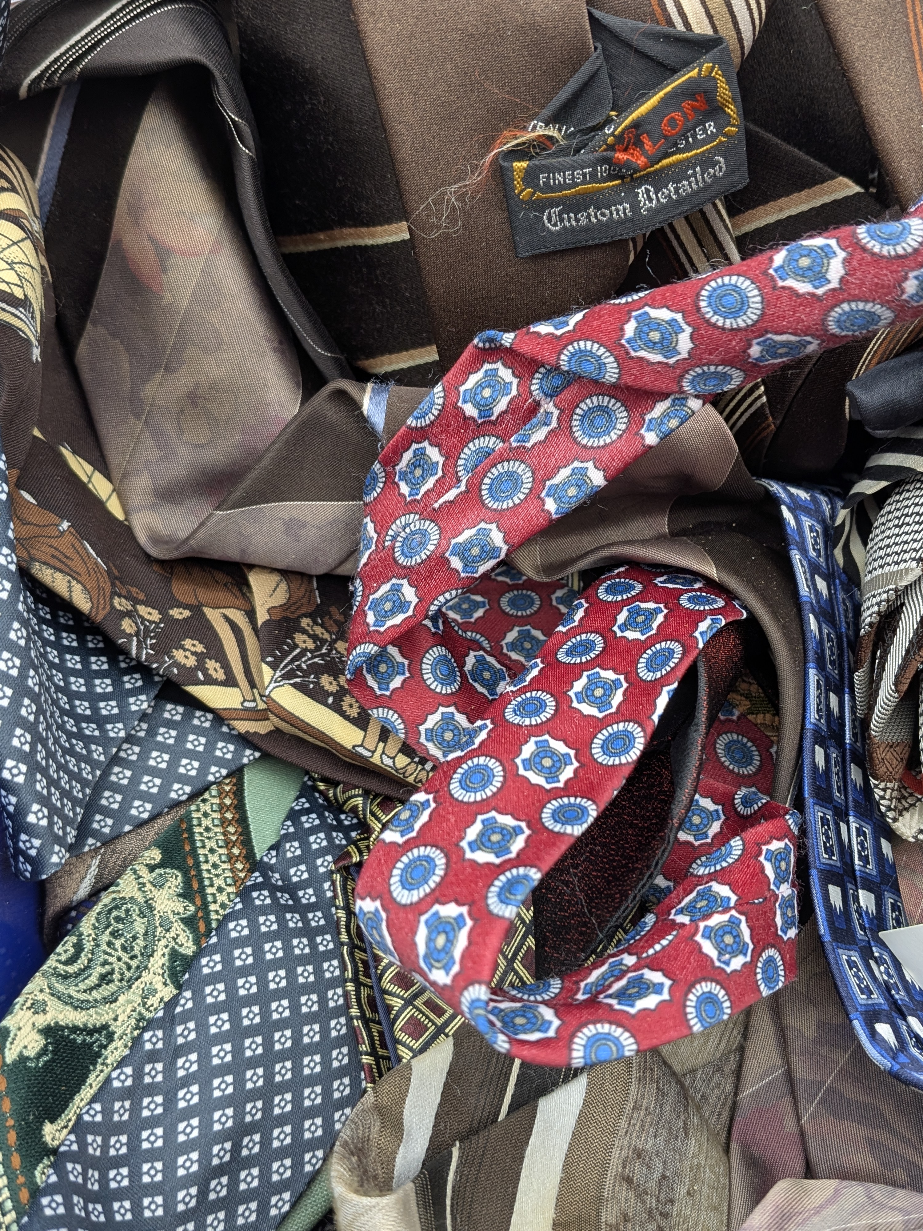 Collection of Assorted Vintage Neckties in Blue Storage Tub — Lot 047, photograph 4