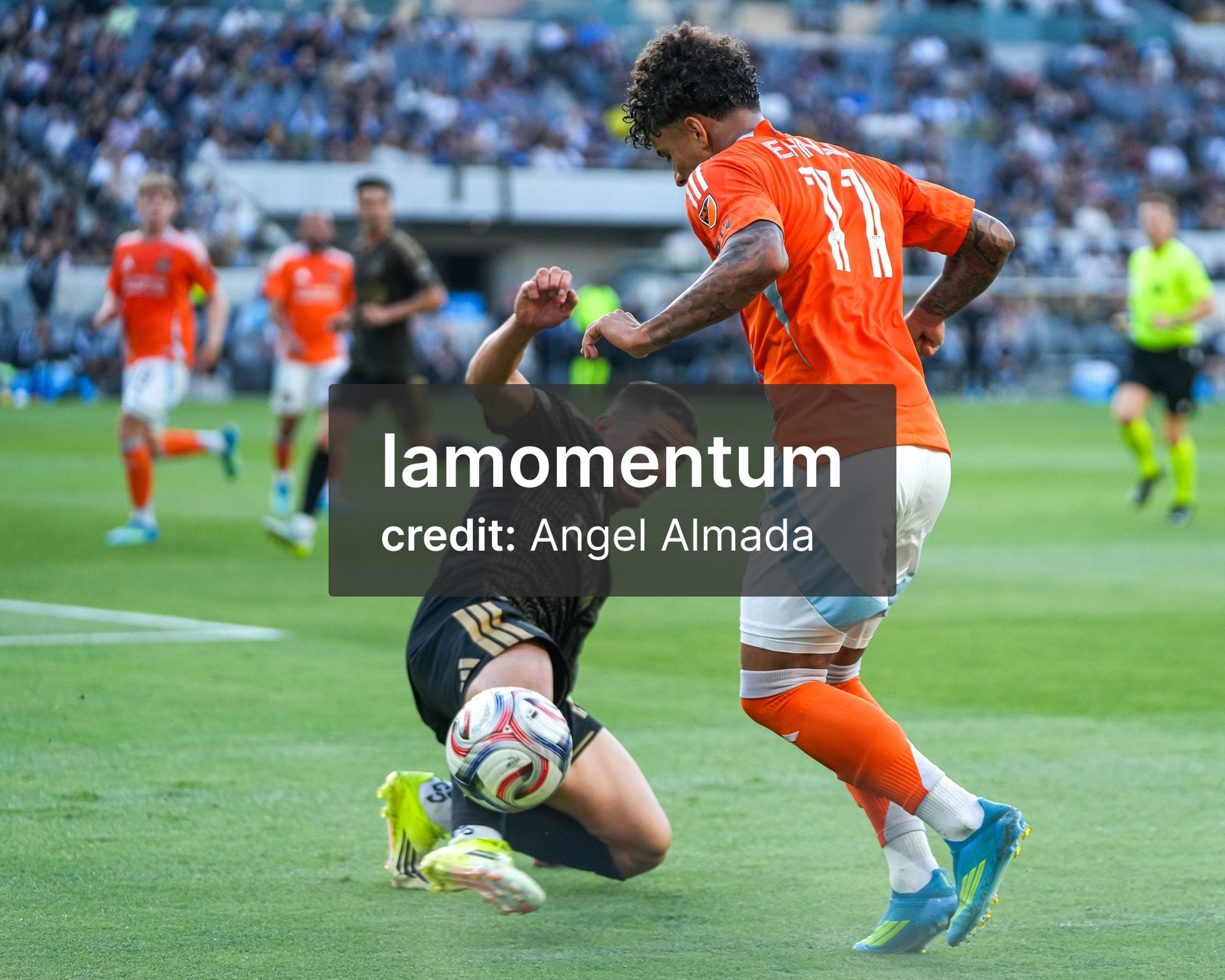 LAFC VS HOUSTON 2026- #11 Lawrence Ennali dribling Ph: Angel Almada