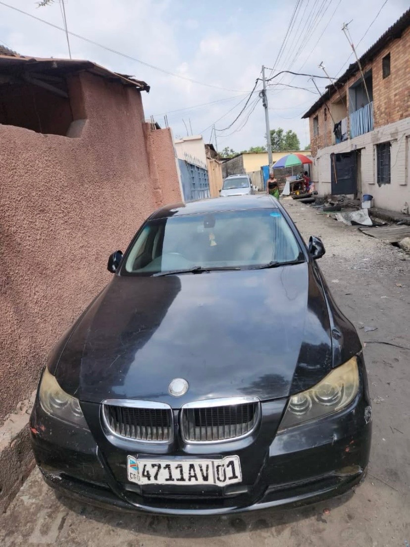 BMW 320