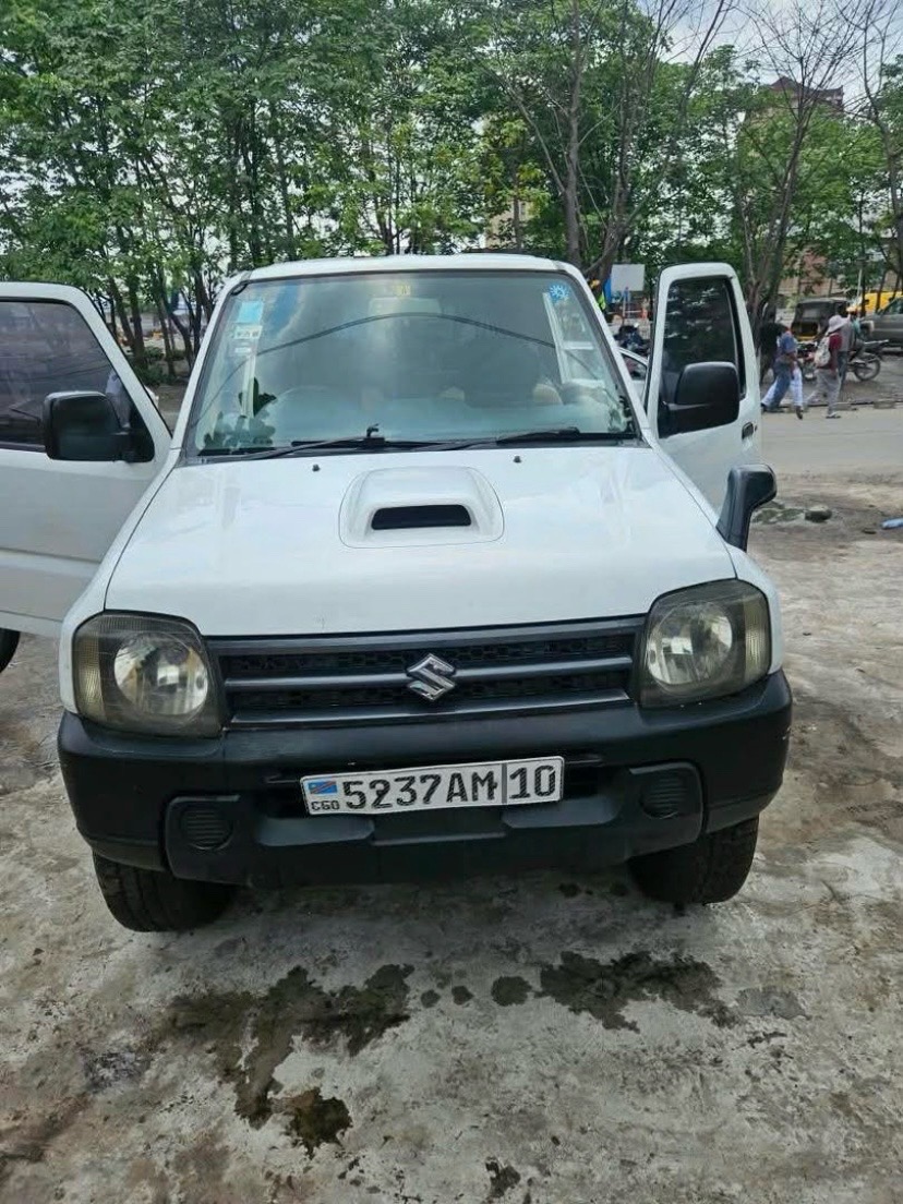 Suzuki Sierra
