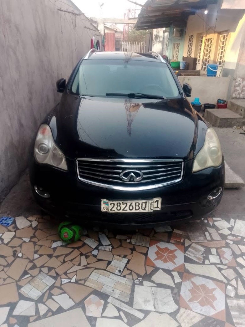 Infiniti FX