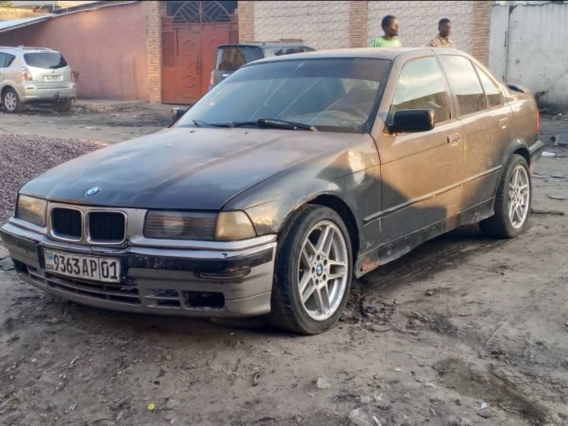 BMW E3