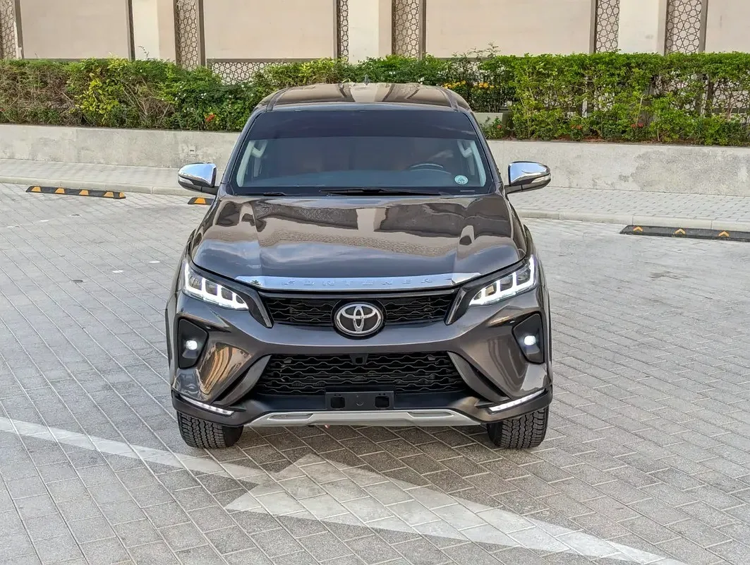 TOYOTA FORTUNER 2016 MODIFIE 2025