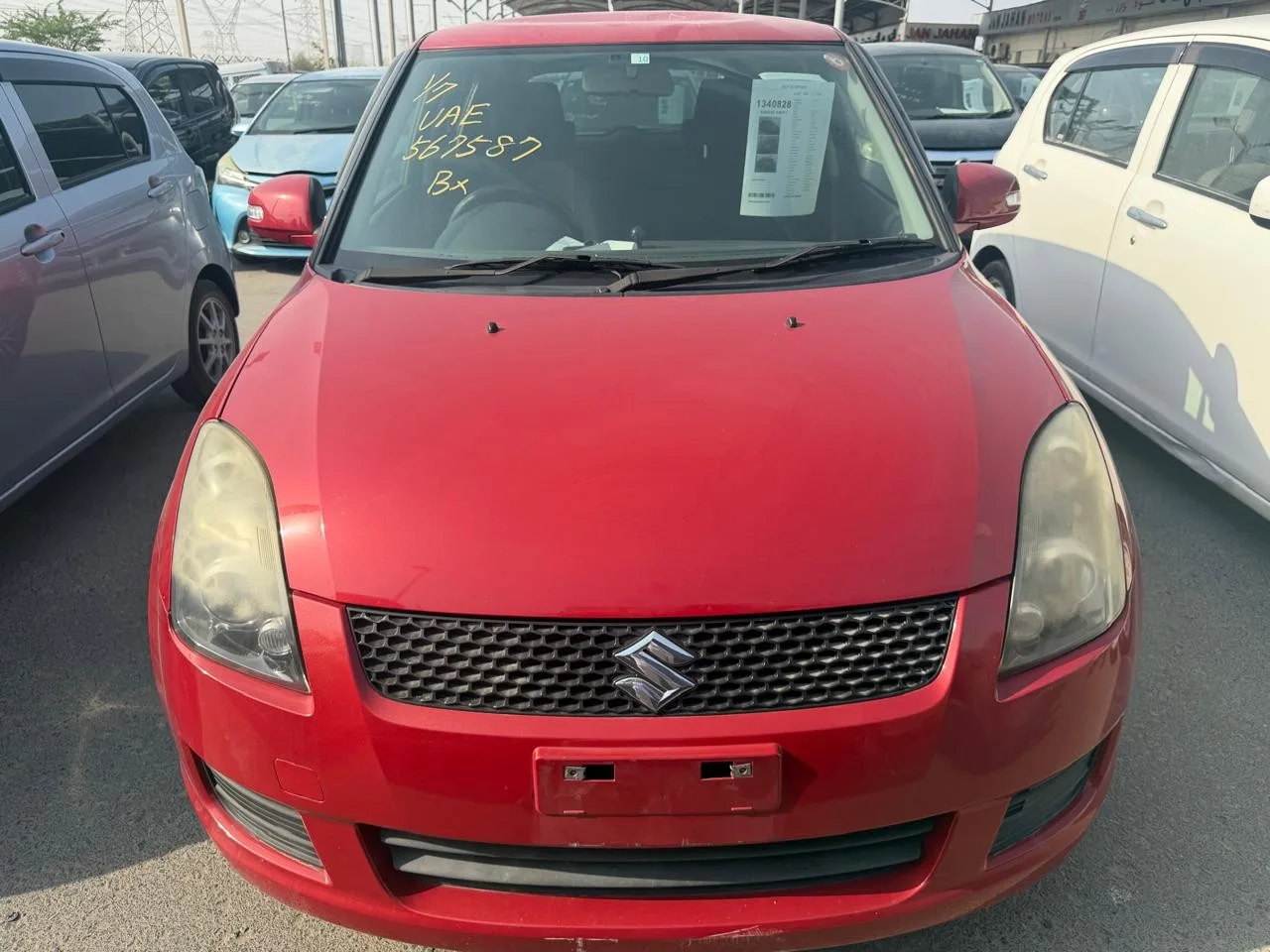 SUZUKI SWIFT