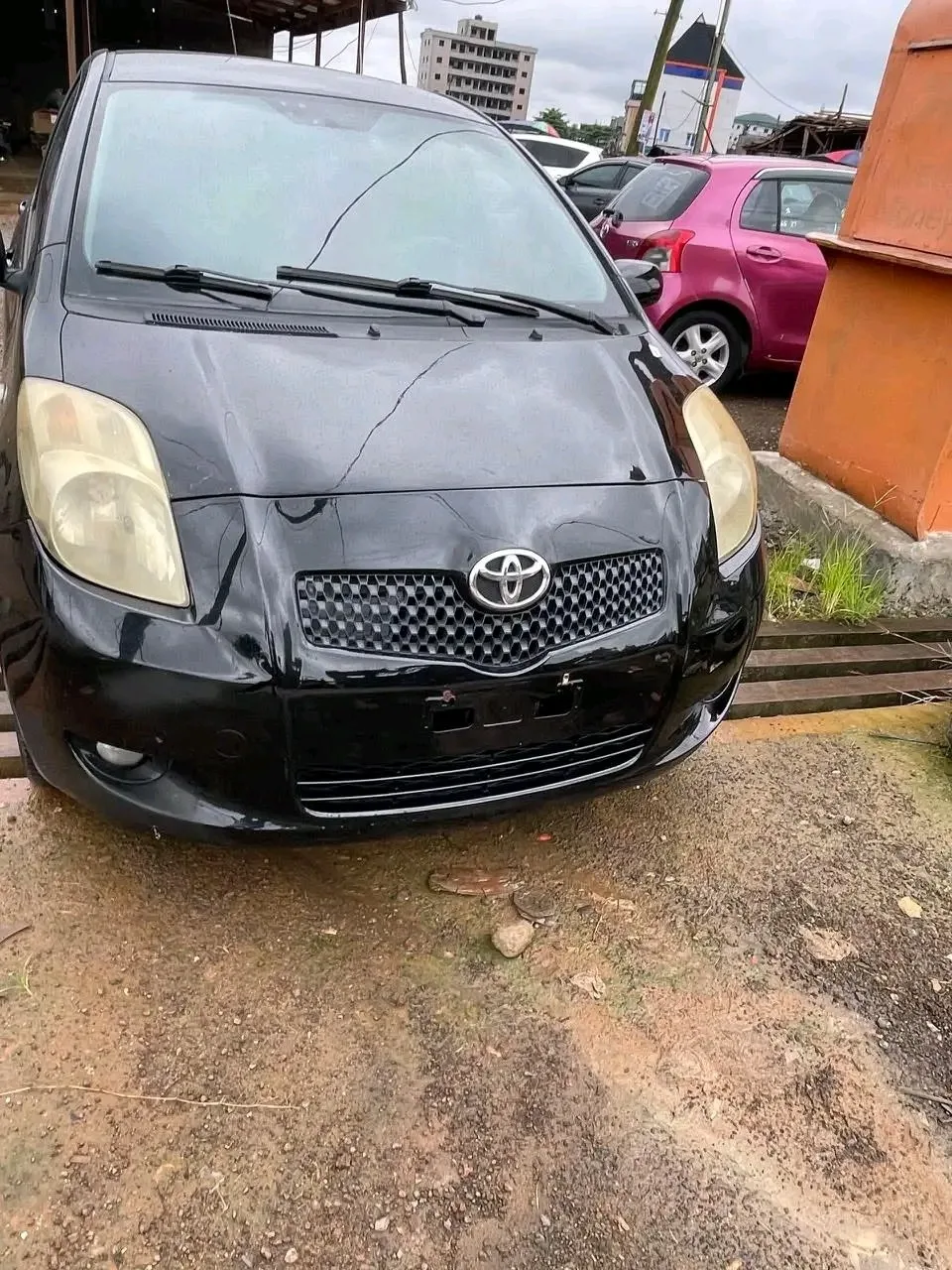 Yaris