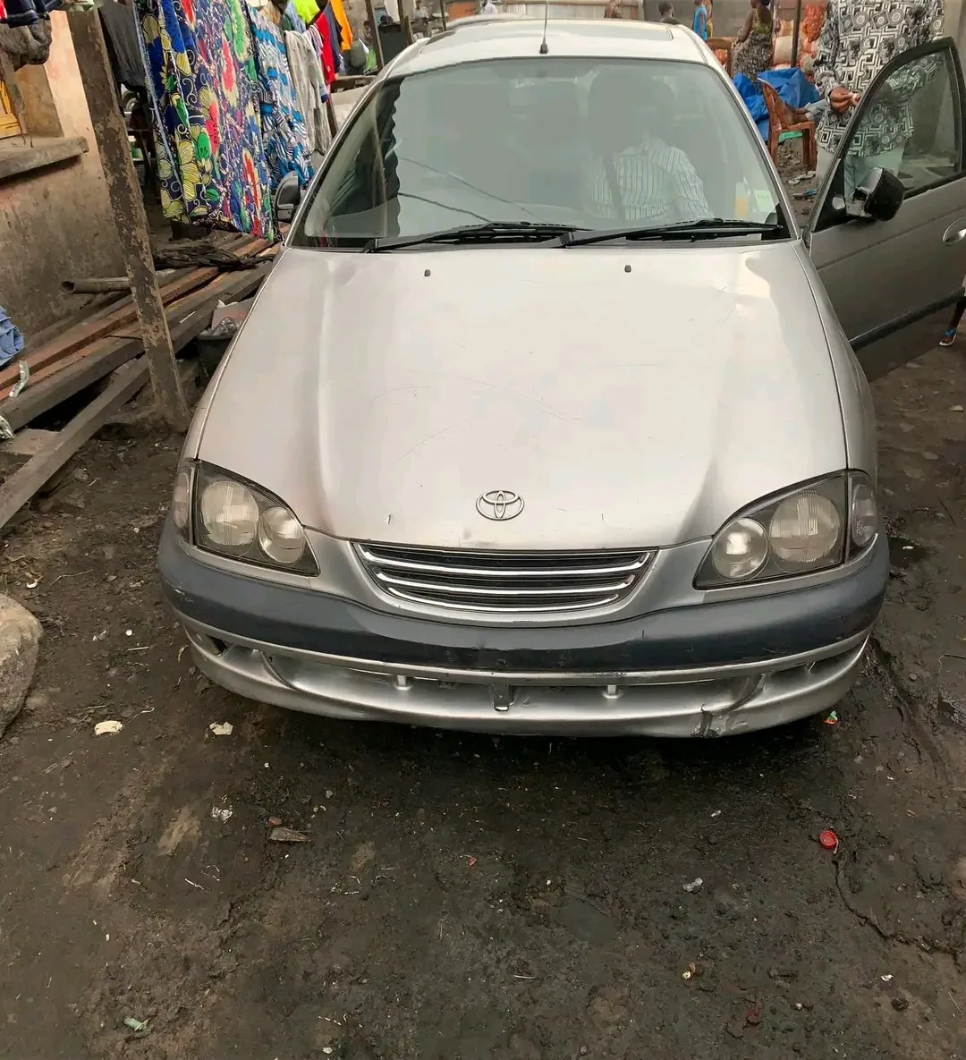 Avensis