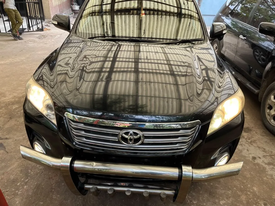 Toyota Vanguard