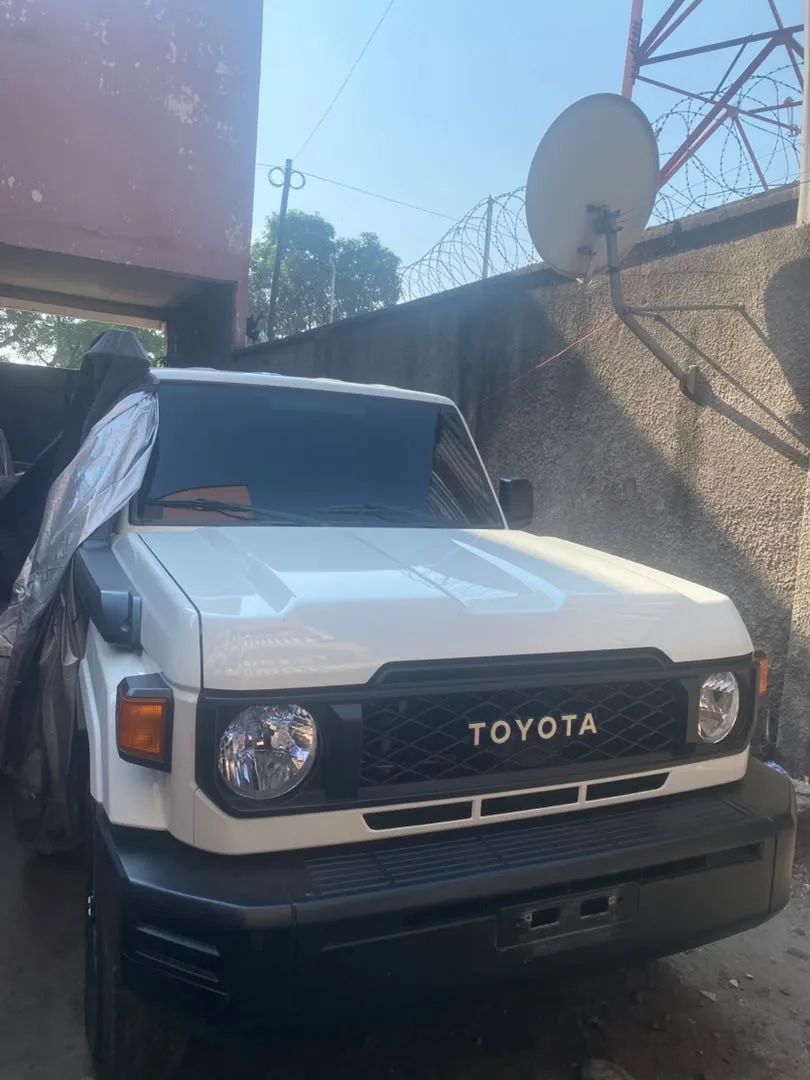 Toyota Land Cruiser
