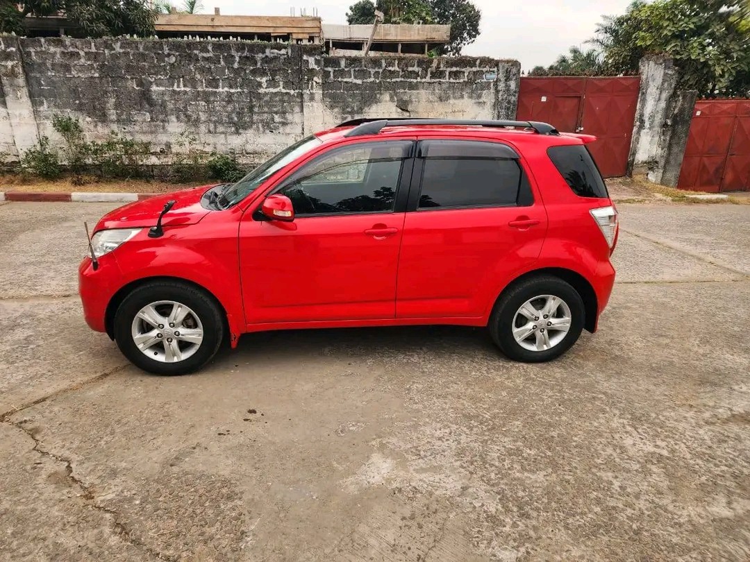 Toyota RUSh 4x4