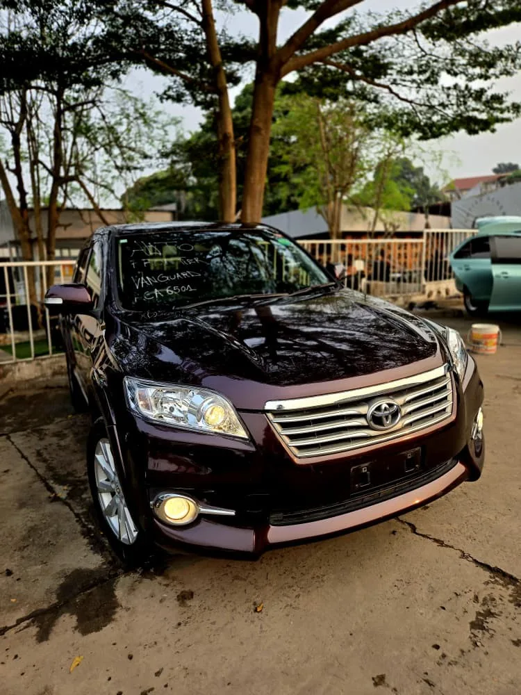 TOYOTA VANGUARD ESSENCE