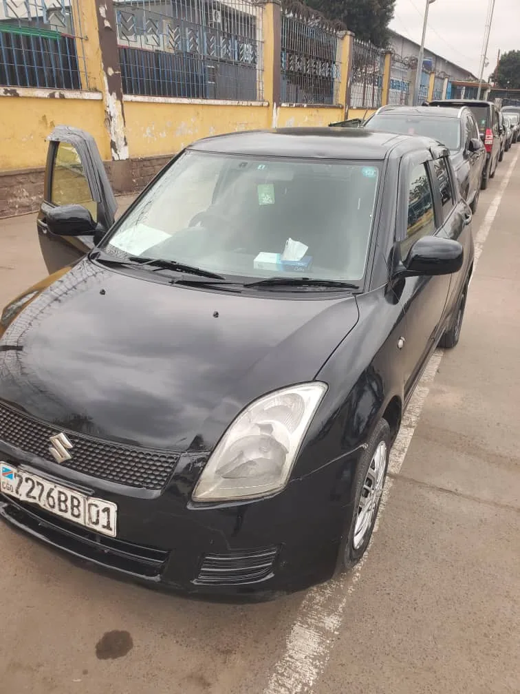 SUZUKI SWIFT ESSENCE