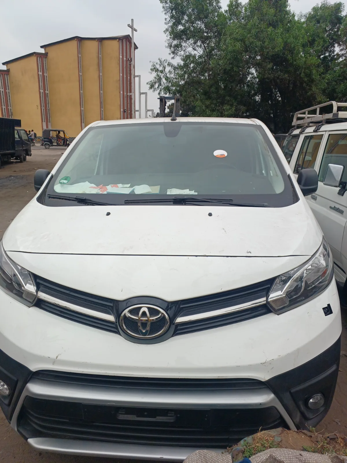 Toyota proace