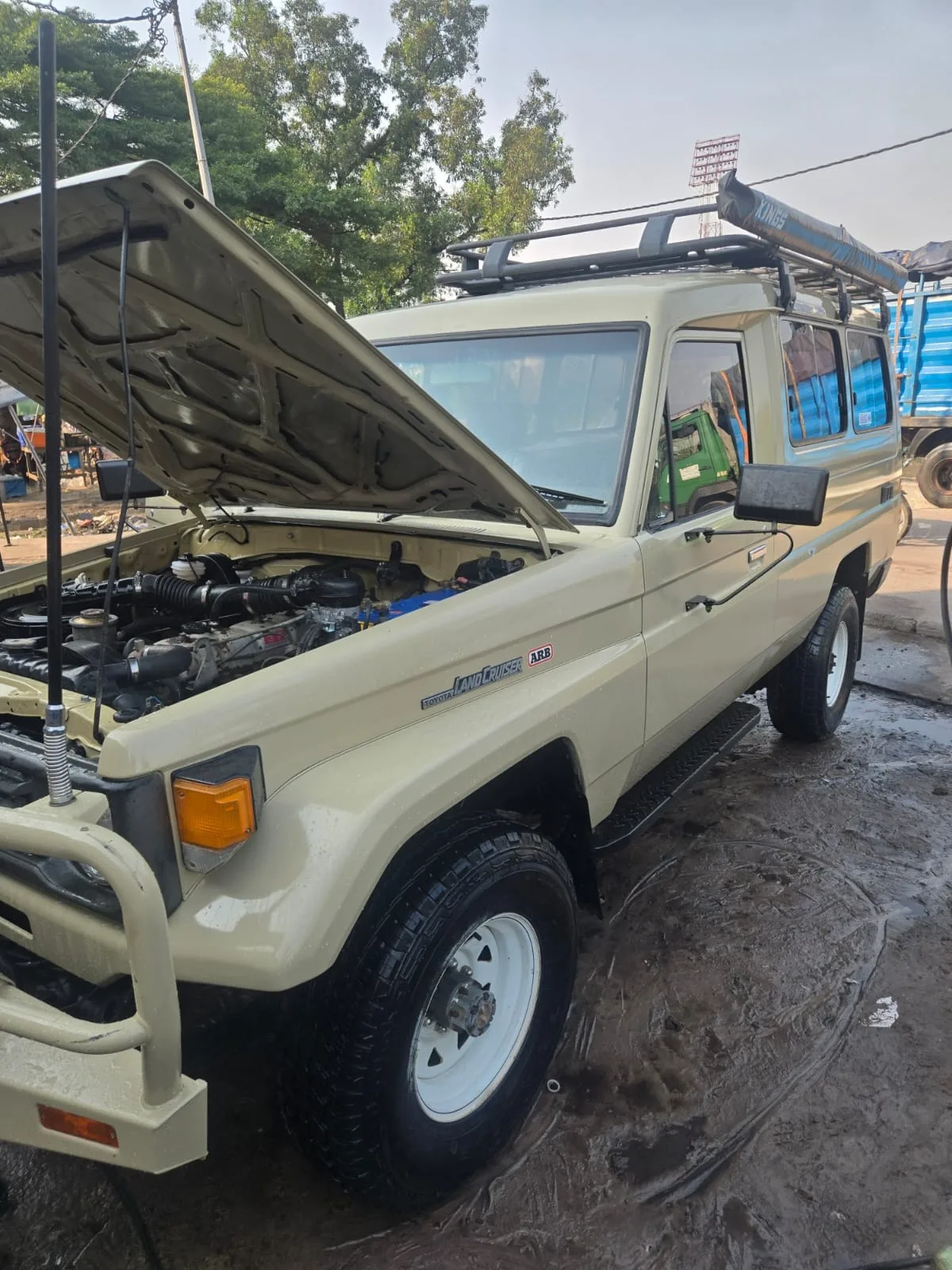 Toyota Land Cruiser