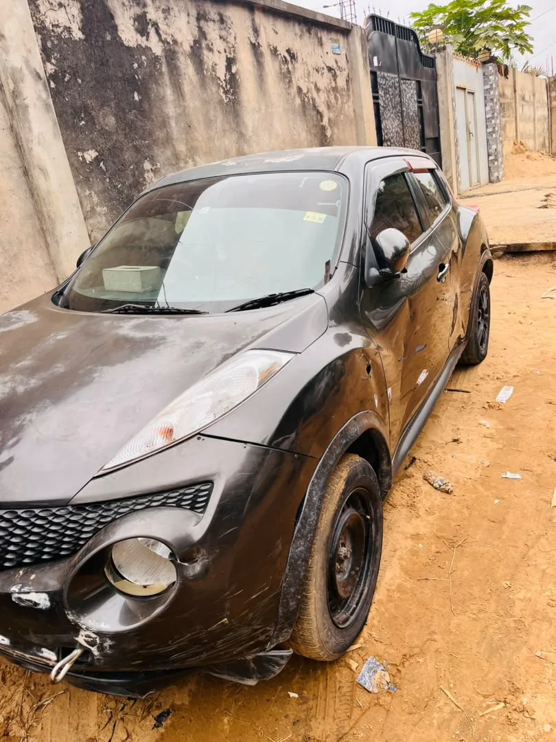 NISSAN JUKE