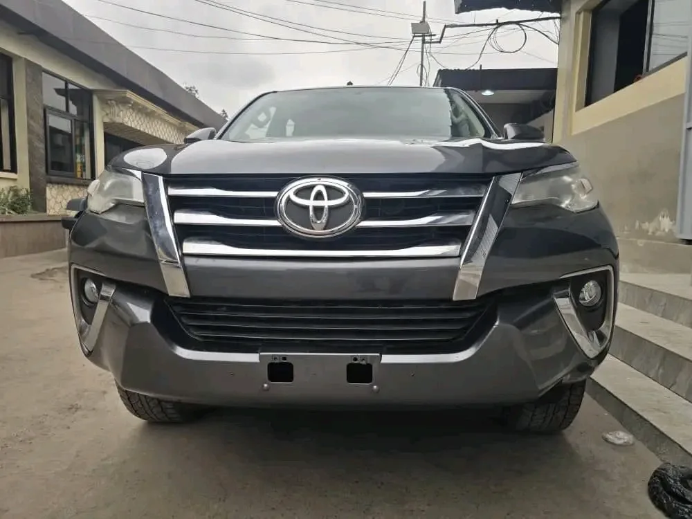 Toyota fortuner