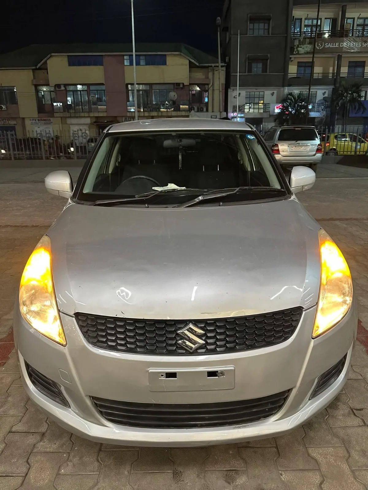 SUZUKI SWIFT, ANNÉE 2014 OCASSION BON ÉTAT.