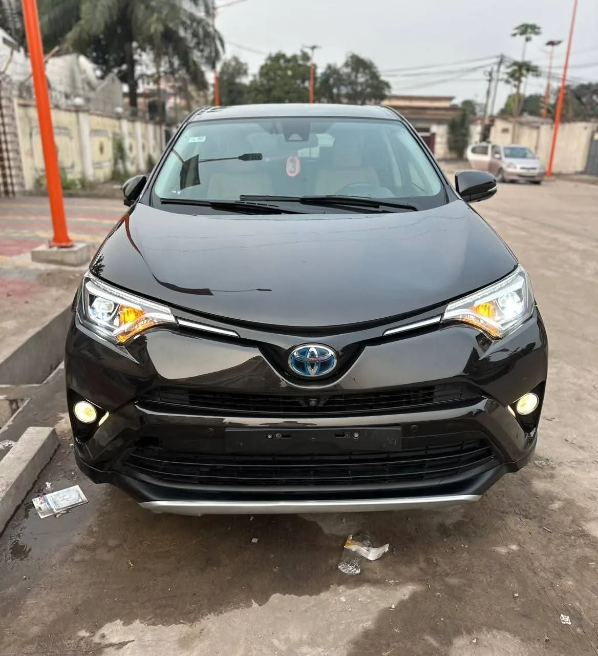 TOYOTA NEW RAV4 ANNÉE 2017 OCASSION BON ÉTAT
