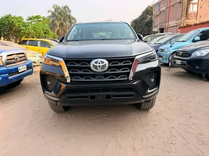 Toyota fortuner