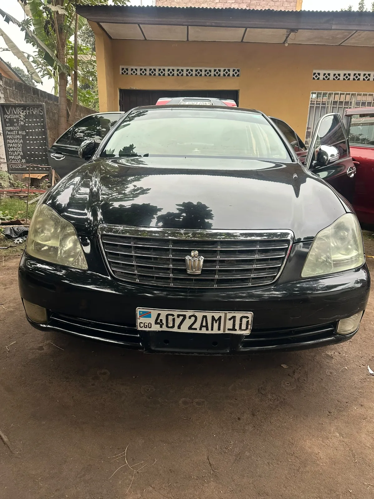 Toyota Crown Royal
