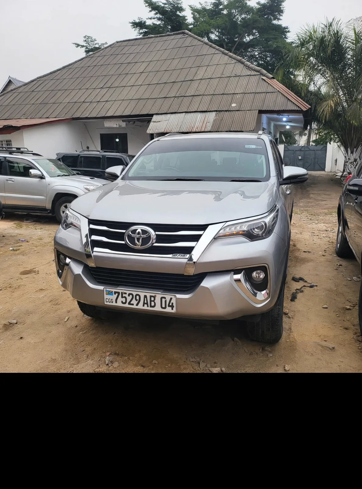 TOYOTA FORTUNER