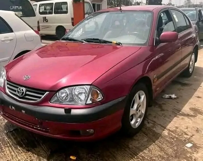 Toyota avensis
