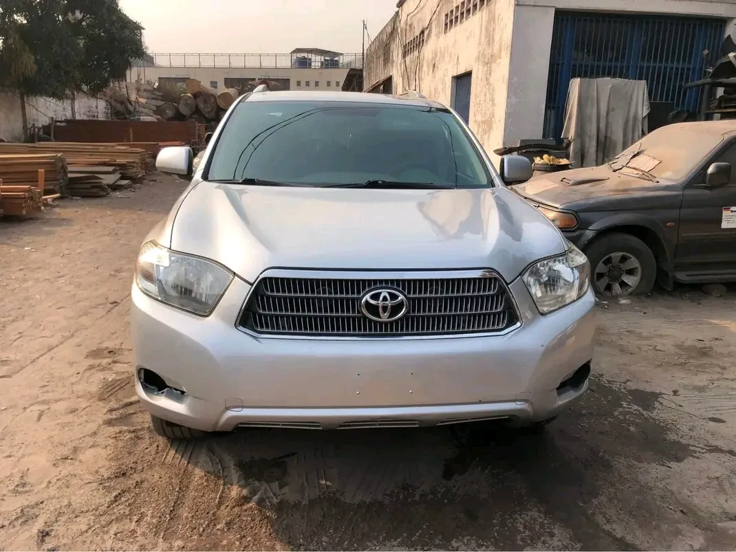Toyota highlander
