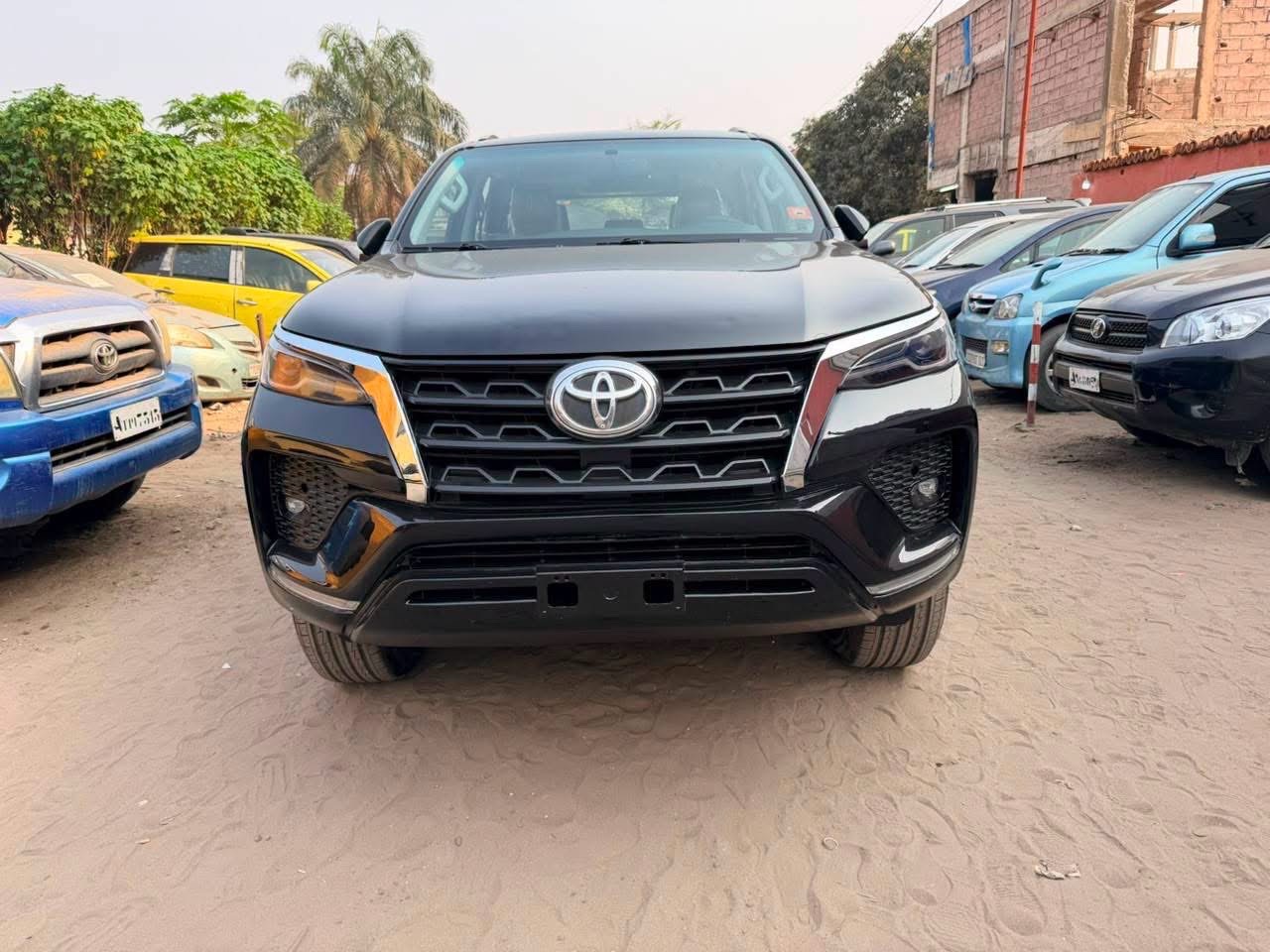 Toyota fortuner
