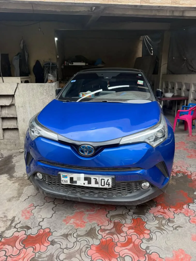 TOYOTA C-HR