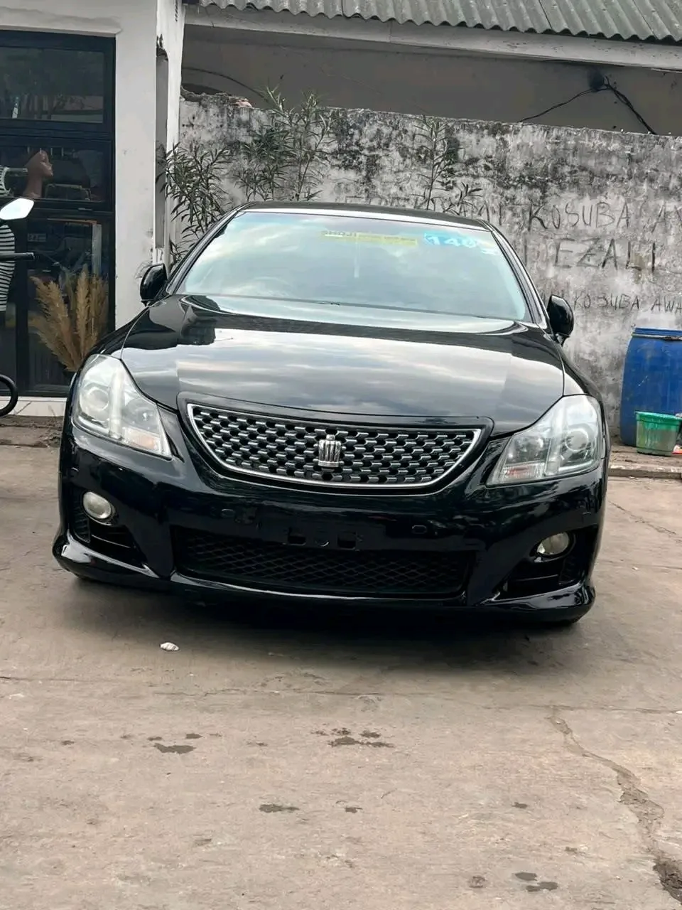 Toyota crown