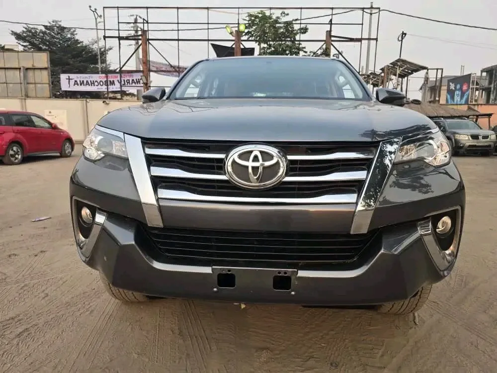 Toyota fortuner