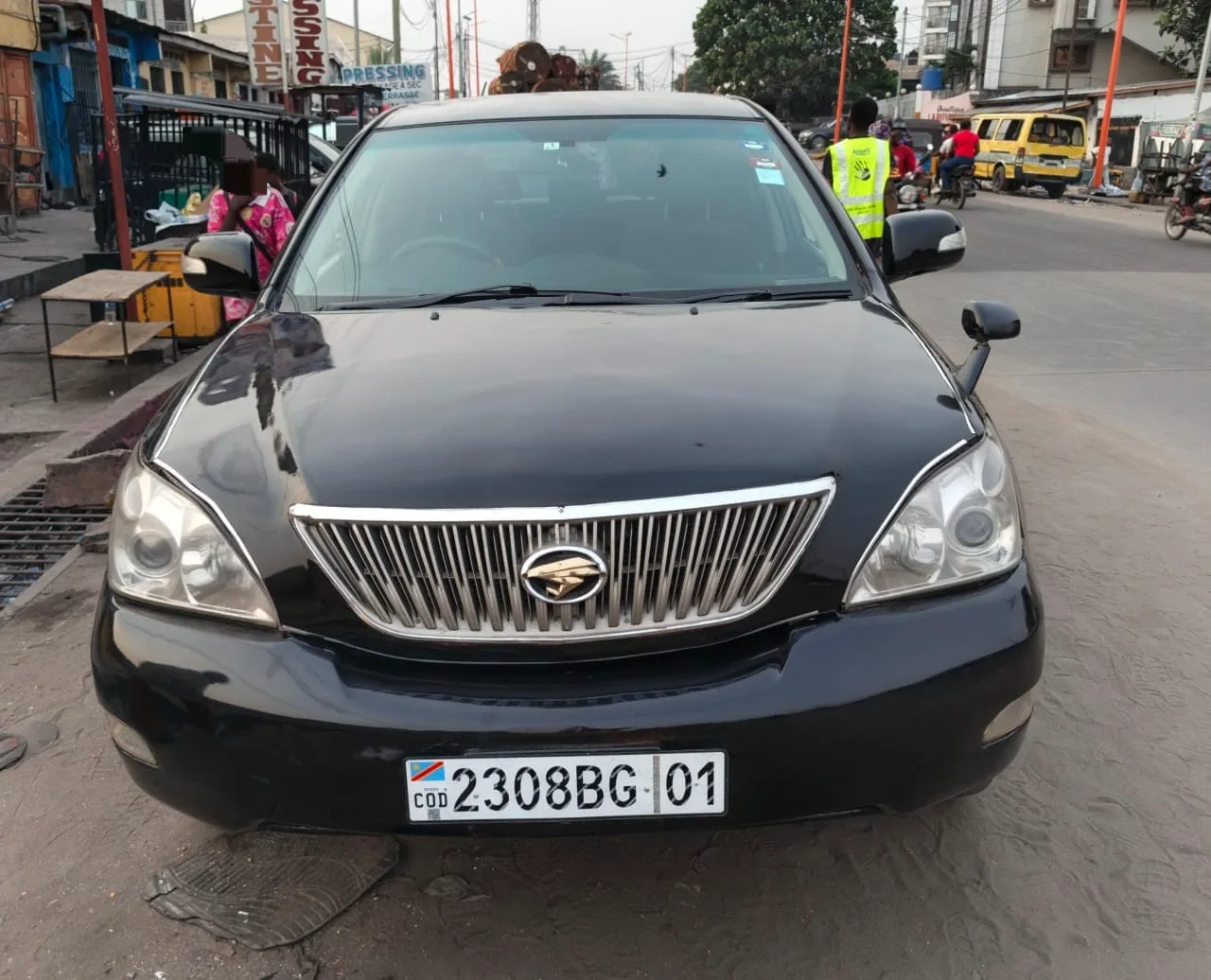 TOYOTA HARRIER